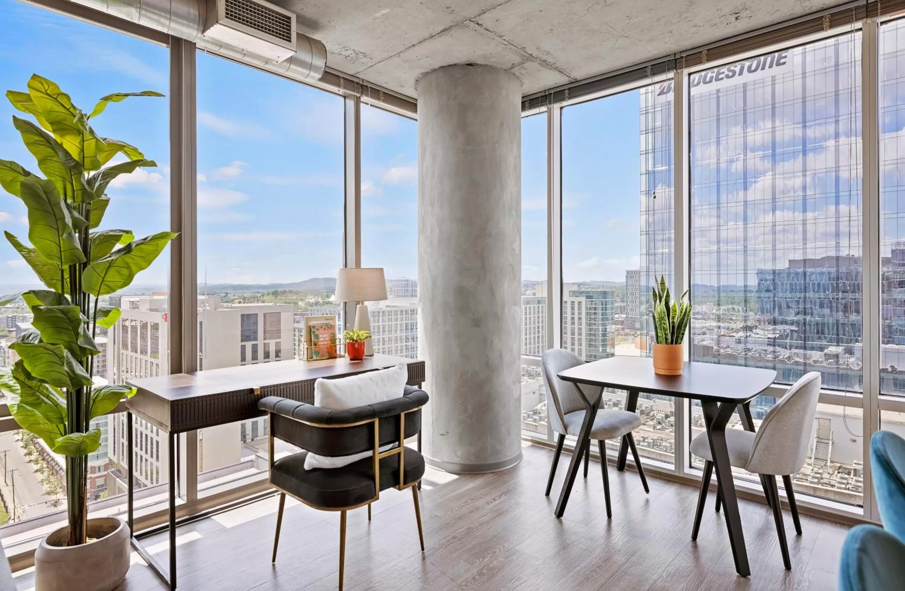 Living room in Placemakr Premier SoBro