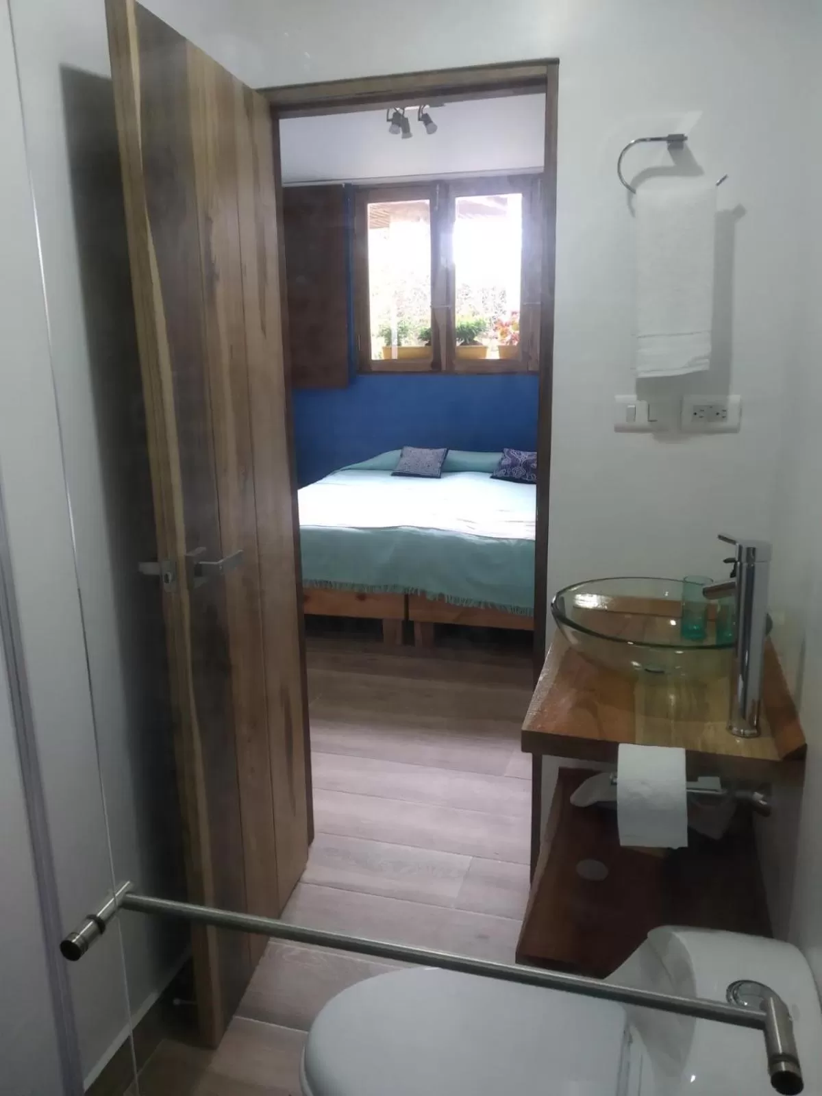 Photo of the whole room, Bathroom in Hotel La Caracola