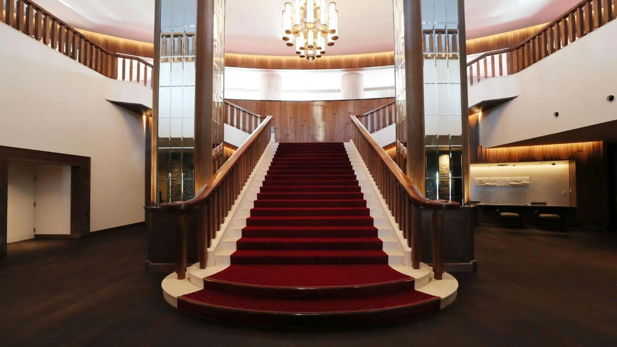 Lobby or reception in Lotte Arai Resort