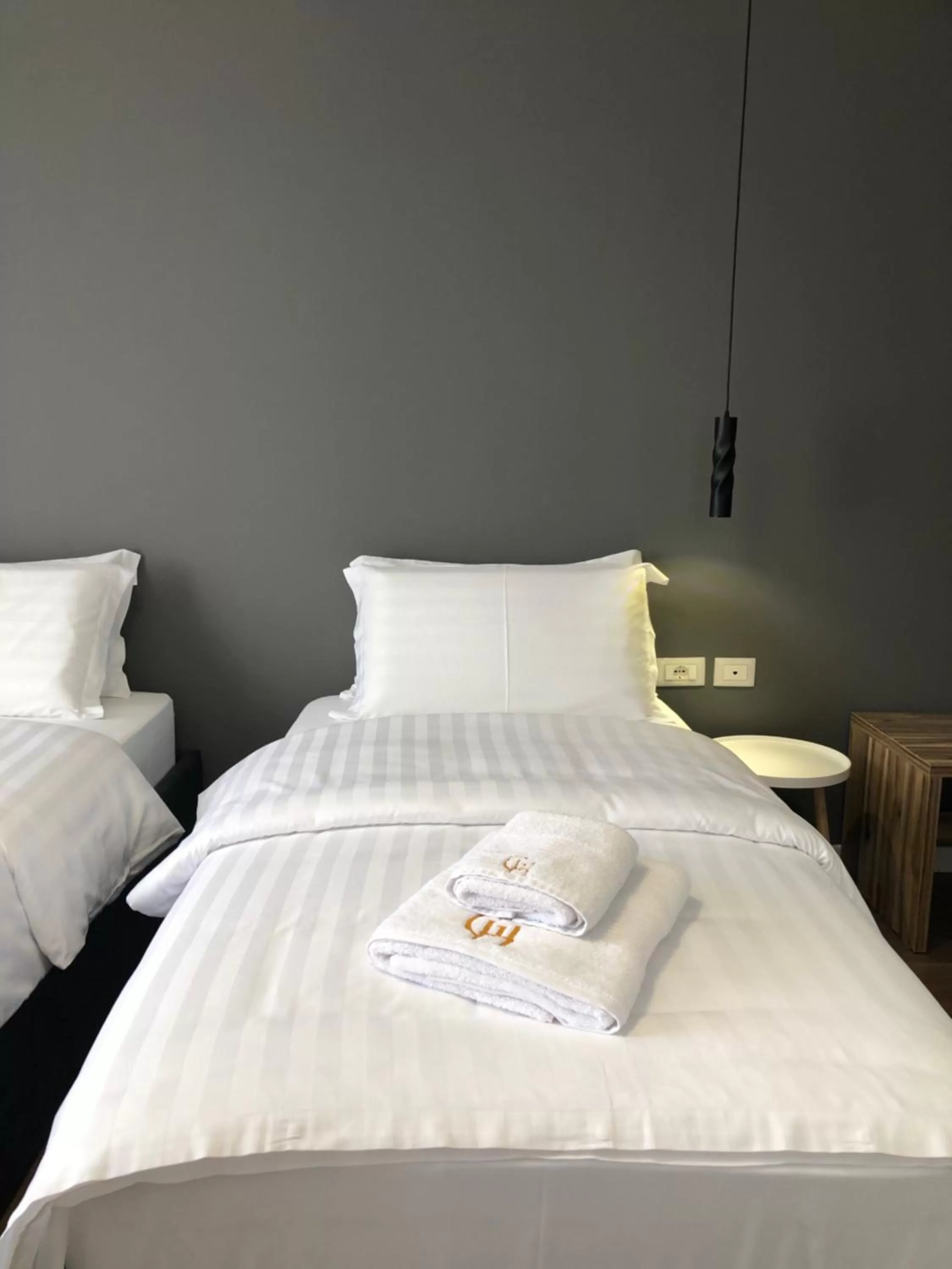 Bed in Grand Hotel Pogradec