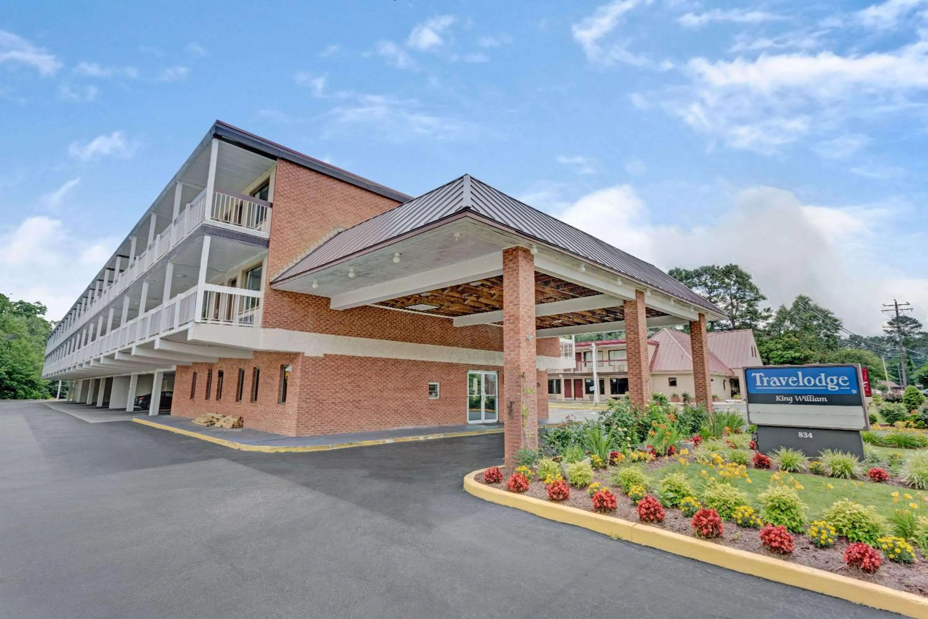 Property building in Travelodge by Wyndham Williamsburg Colonial Area