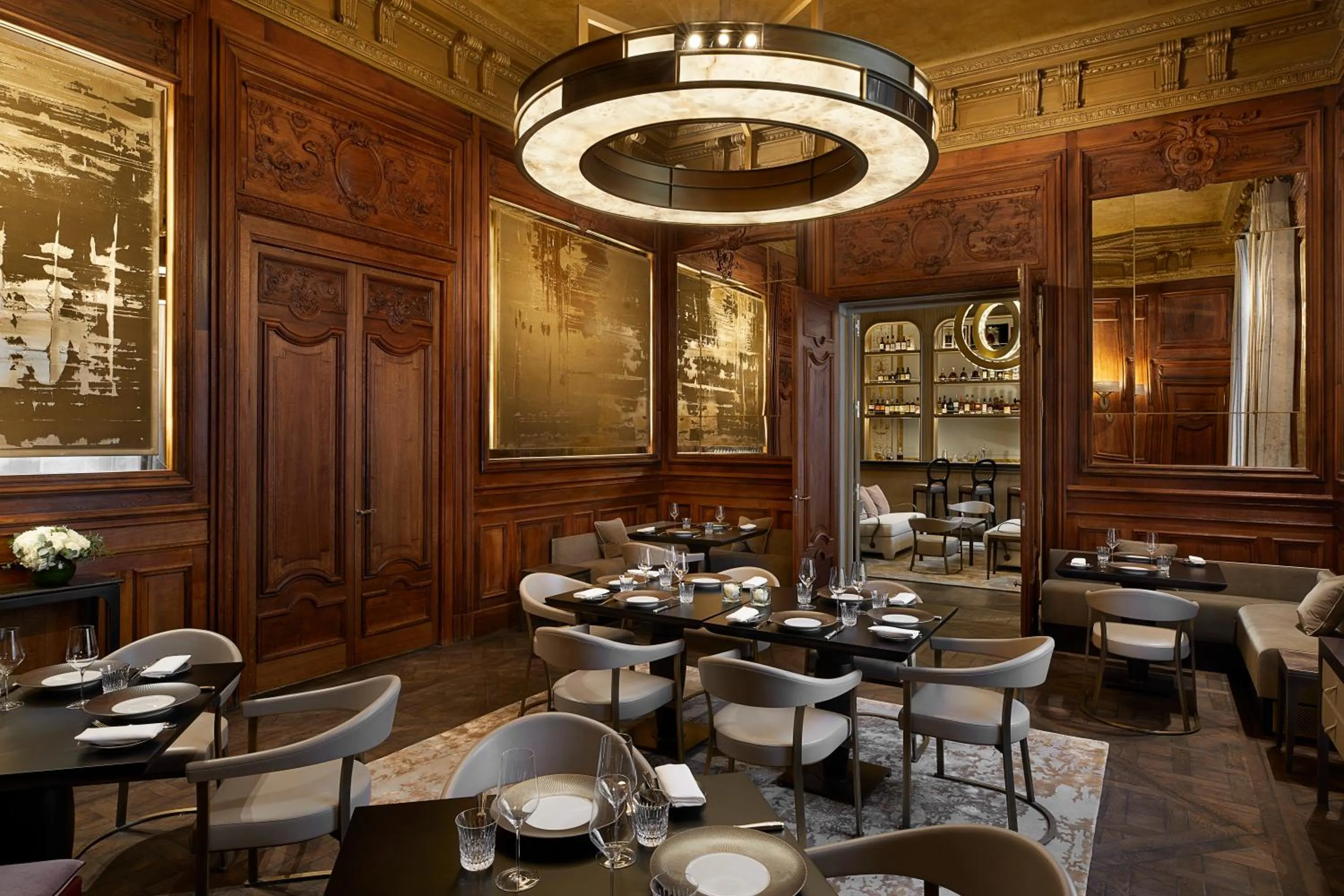 Restaurant/places to eat in Maison Villeroy