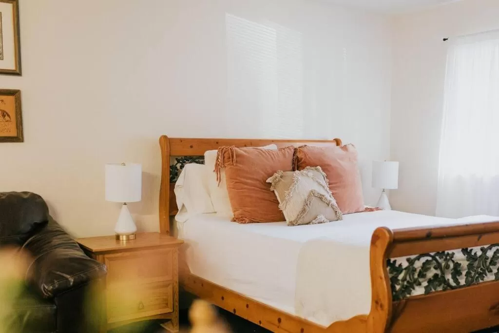 Bed in The Long Barn Lodge