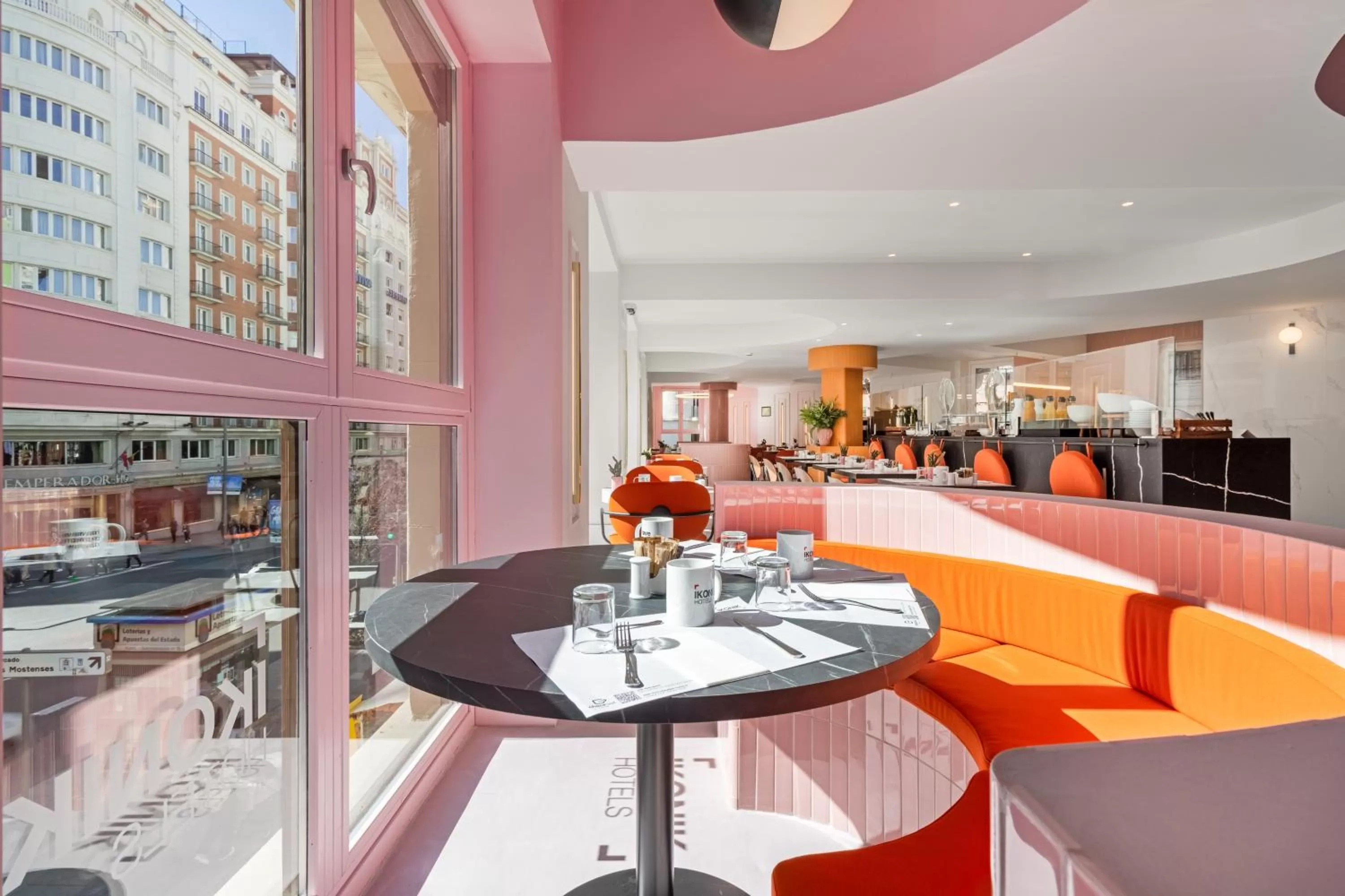 Breakfast in Ikonik Gran Vía