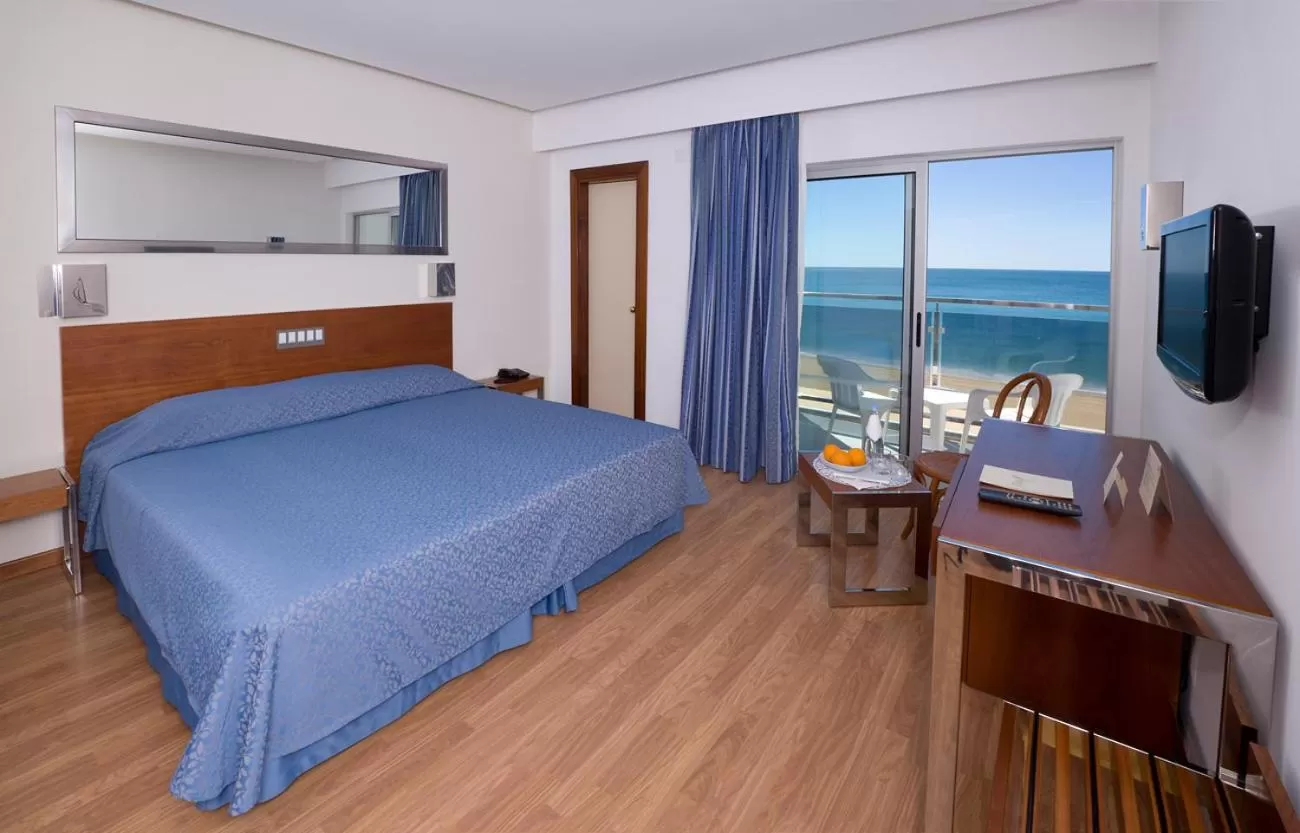 Twin Room with Beach View  in Alisios