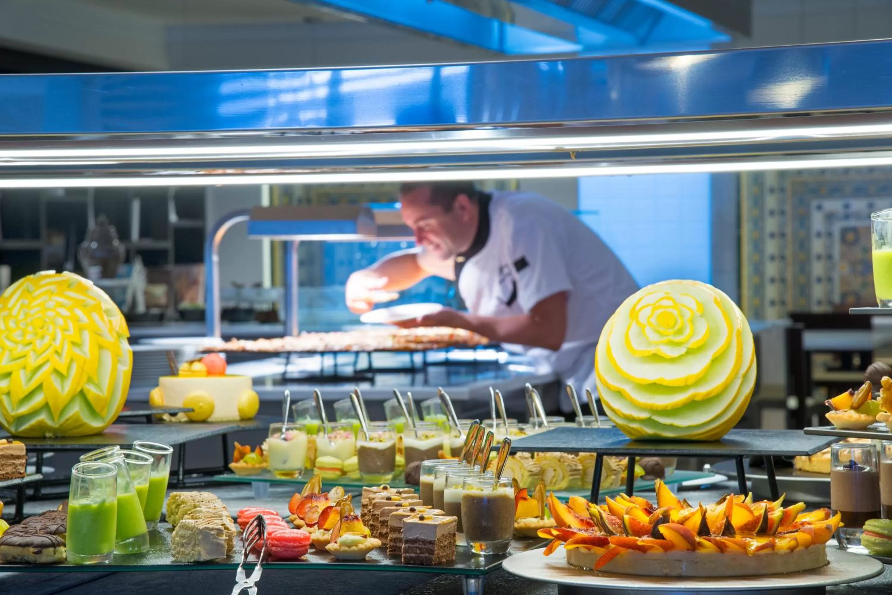 Restaurant/places to eat in Radisson Blu Resort & Thalasso Hammamet