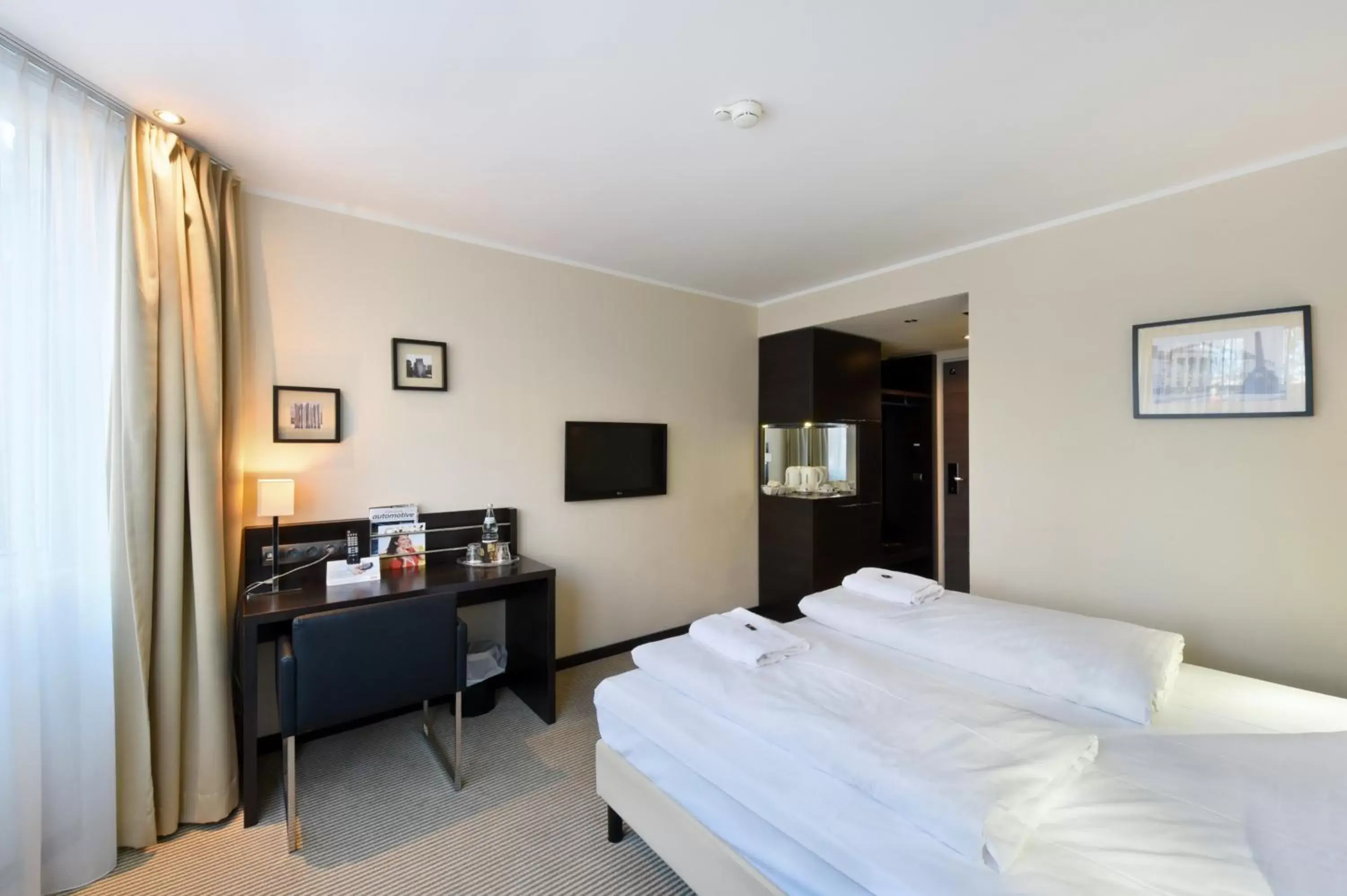 Double Room Facing Courtyard in Hotel am Karlstor Double Room Facing Courtyard in Hotel am Karlstor