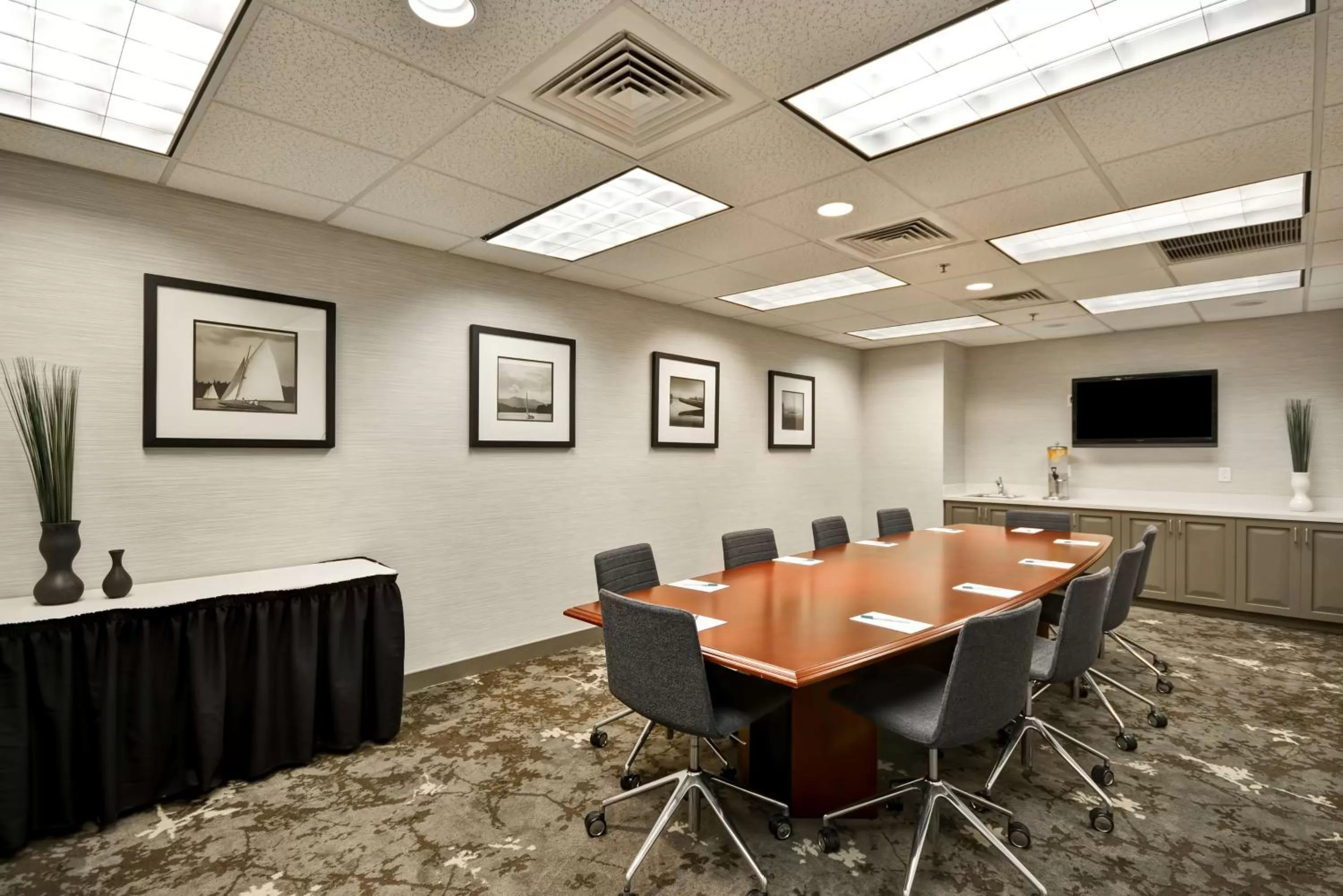 Meeting/conference room in Homewood Suites by Hilton - Oakland Waterfront