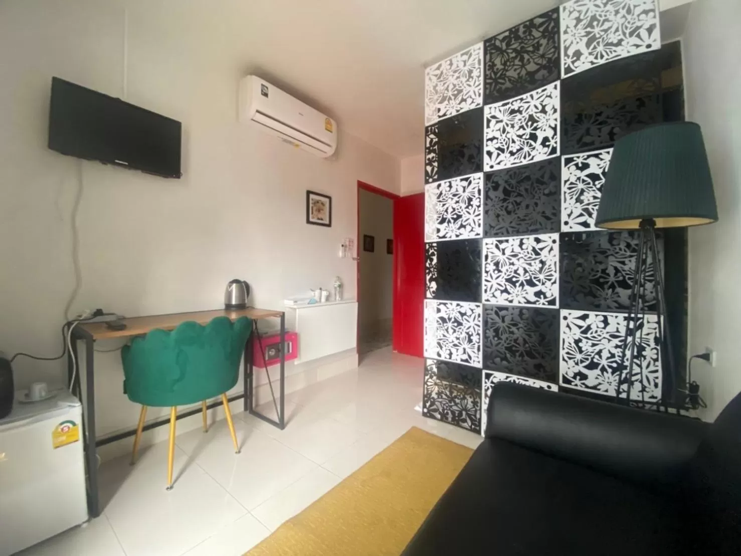 The Urban Age DeLuxe