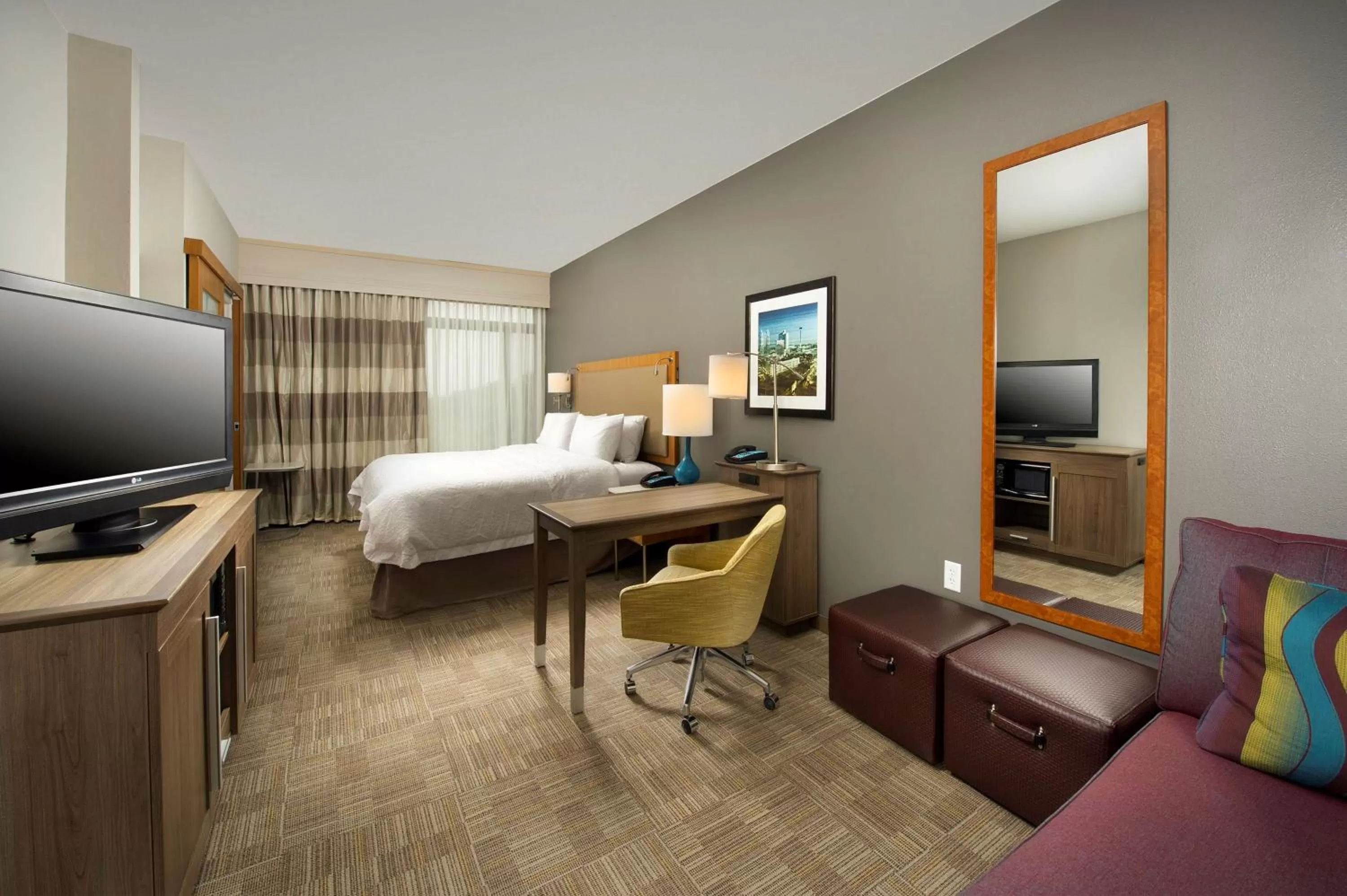 Bed in Hampton Inn & Suites San Antonio Northwest/Medical Center