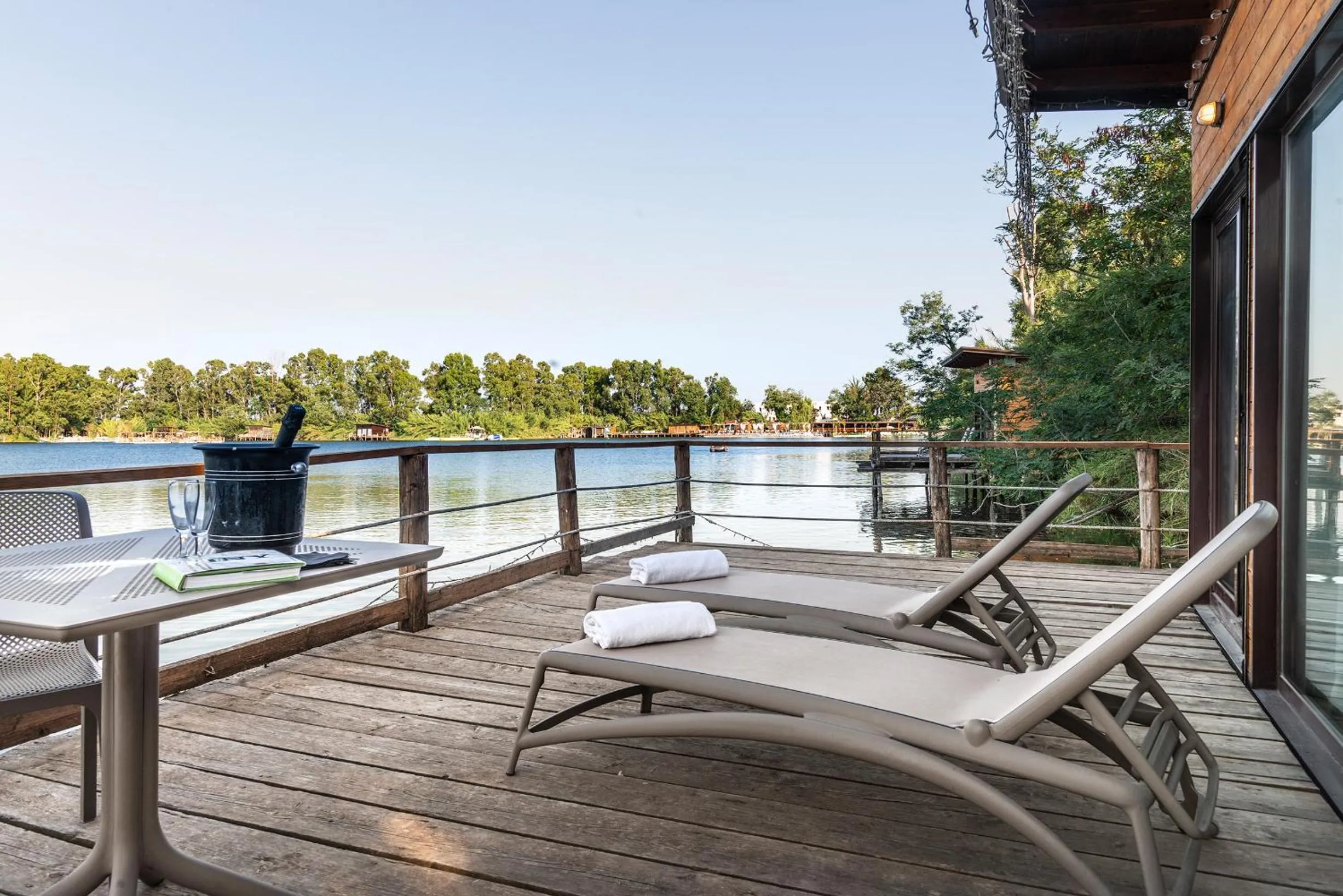 Patio in Plana Resort & SPA