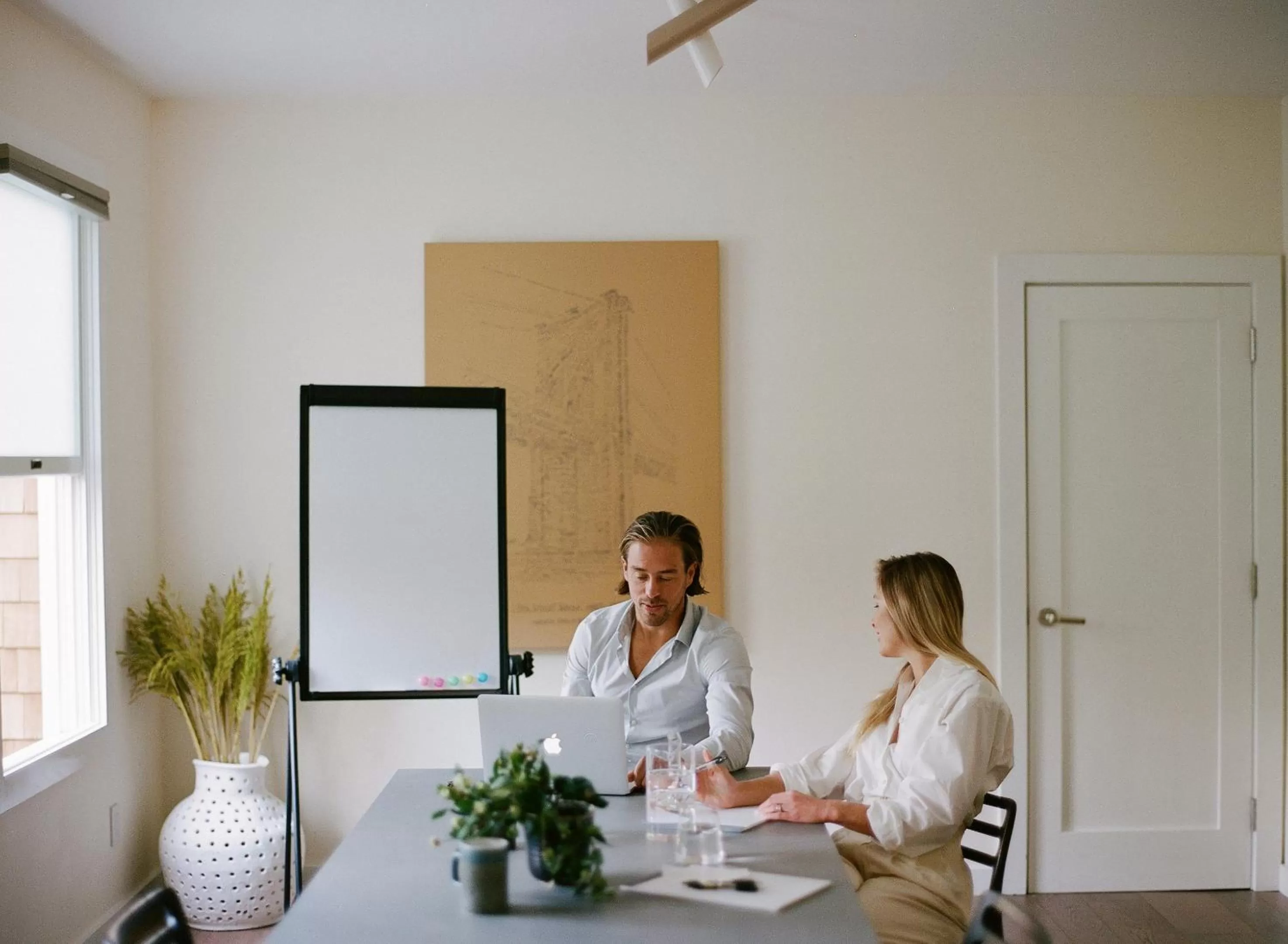 Meeting/conference room in The Roundtree, Amagansett