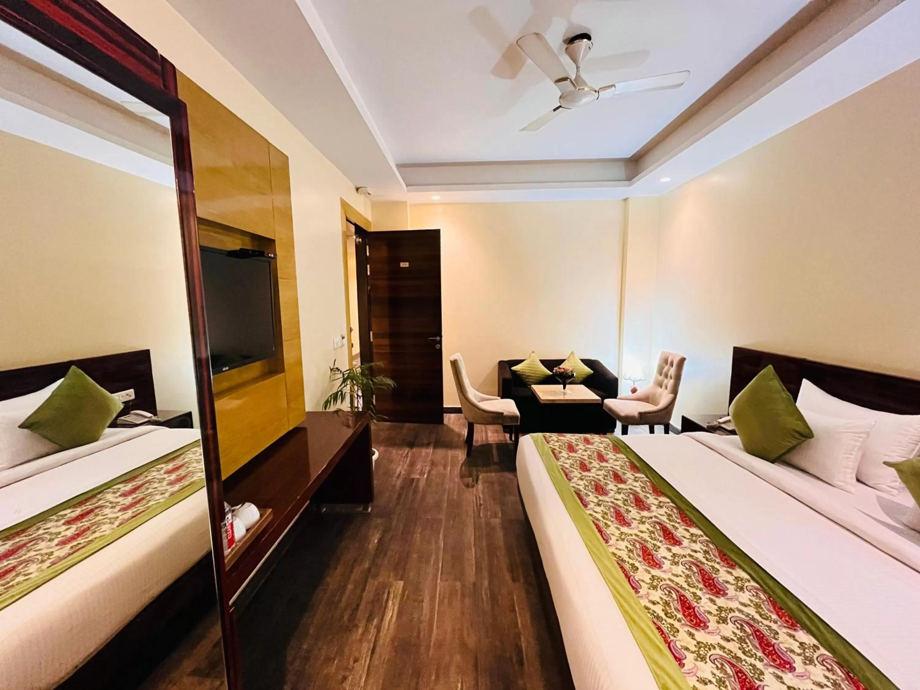Bed in Hotel Banz near Delhi Airport