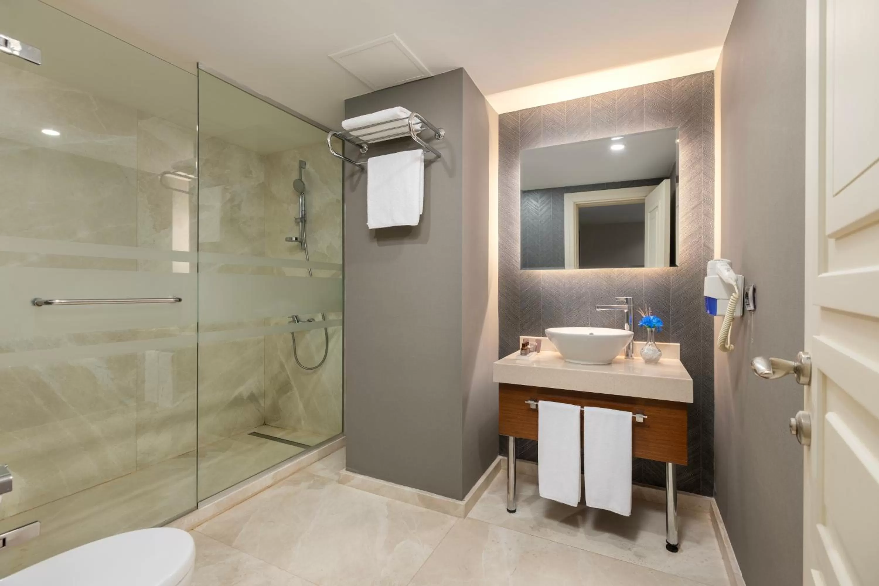 Bathroom in Miracle Istanbul Asia Airport Hotel & Spa