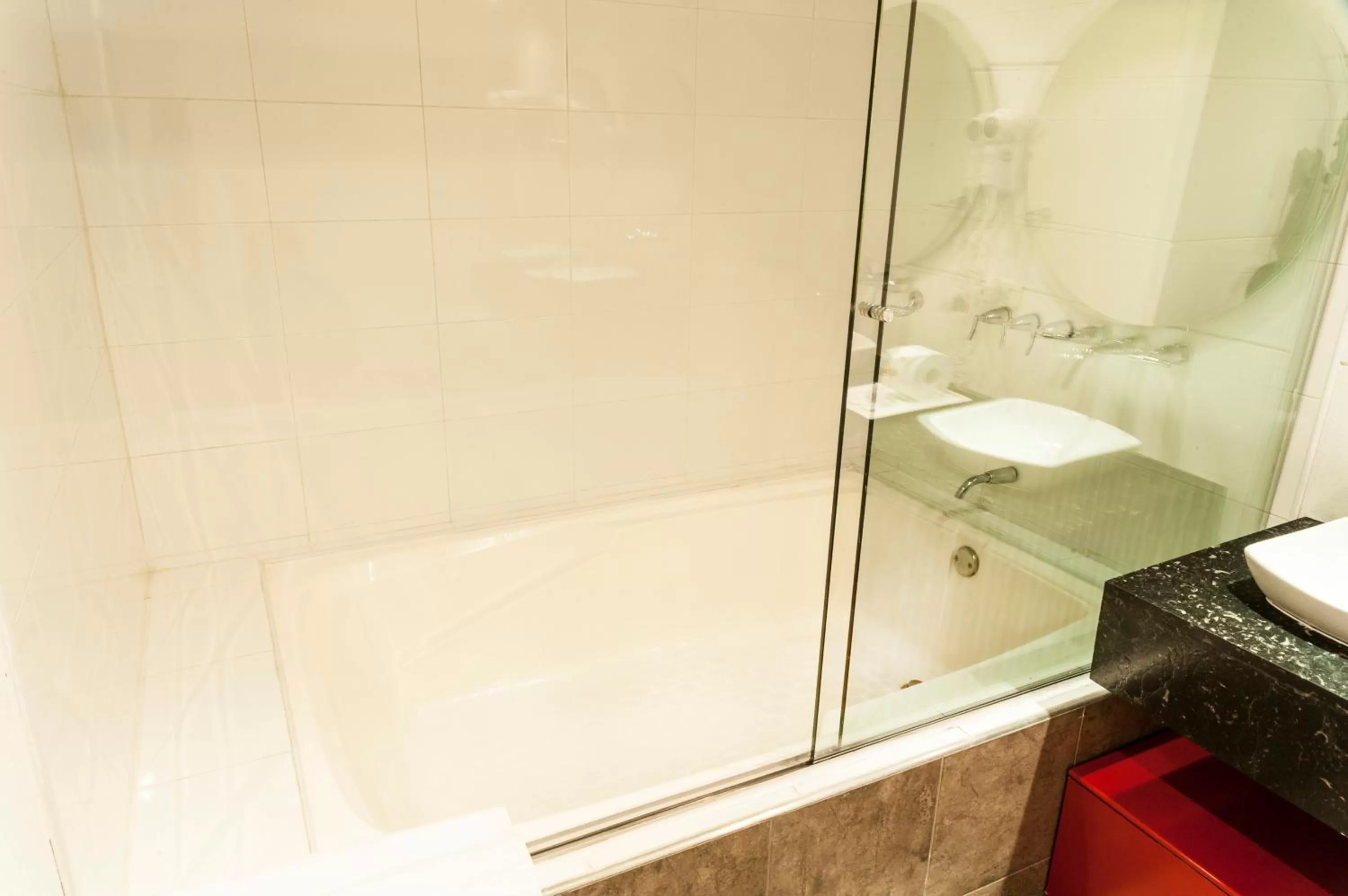 Bathroom in Hotel Bogota Virrey