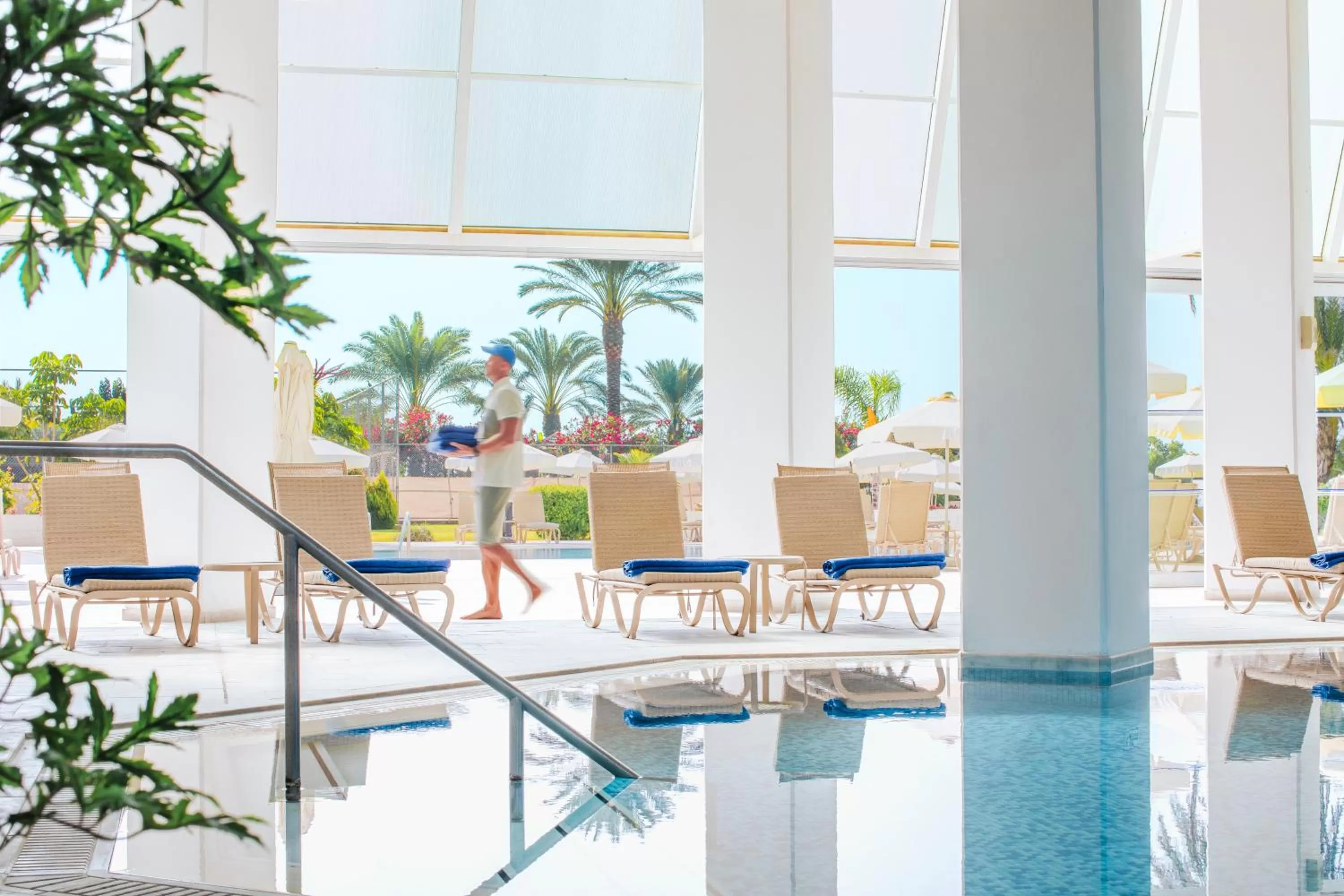 Swimming pool in Louis Imperial Beach