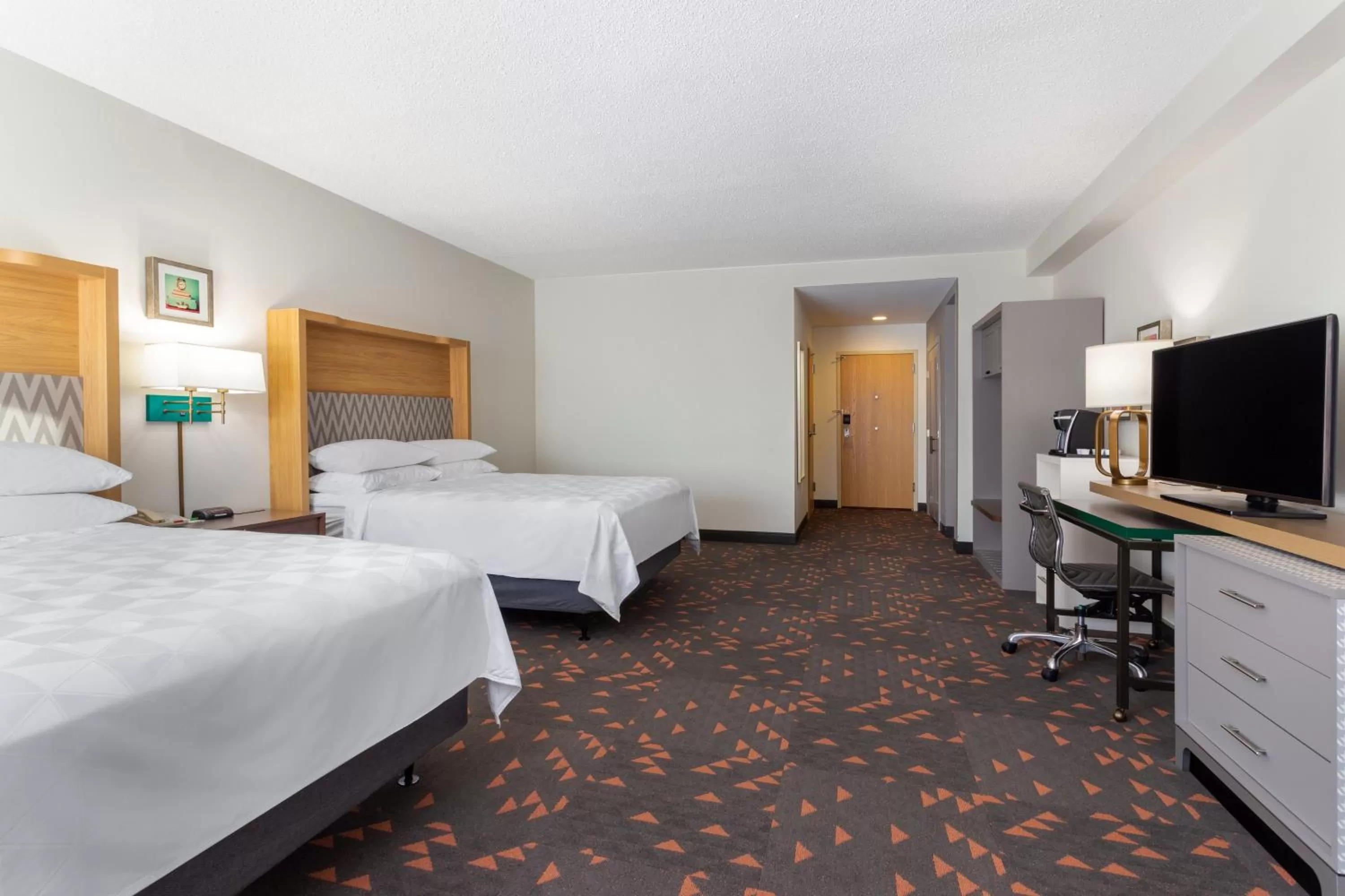 Photo of the whole room, Bed in Holiday Inn Winter Haven by IHG