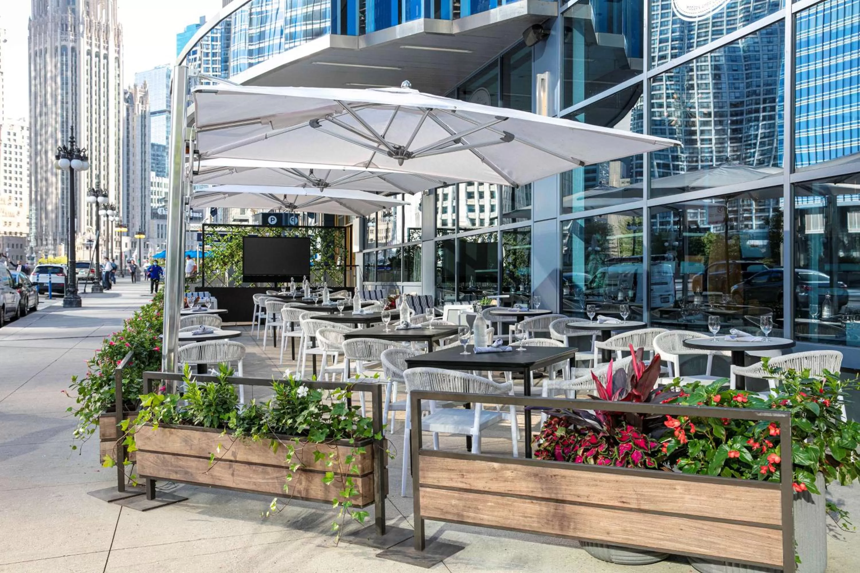 Restaurant/places to eat in The Royal Sonesta Chicago Downtown