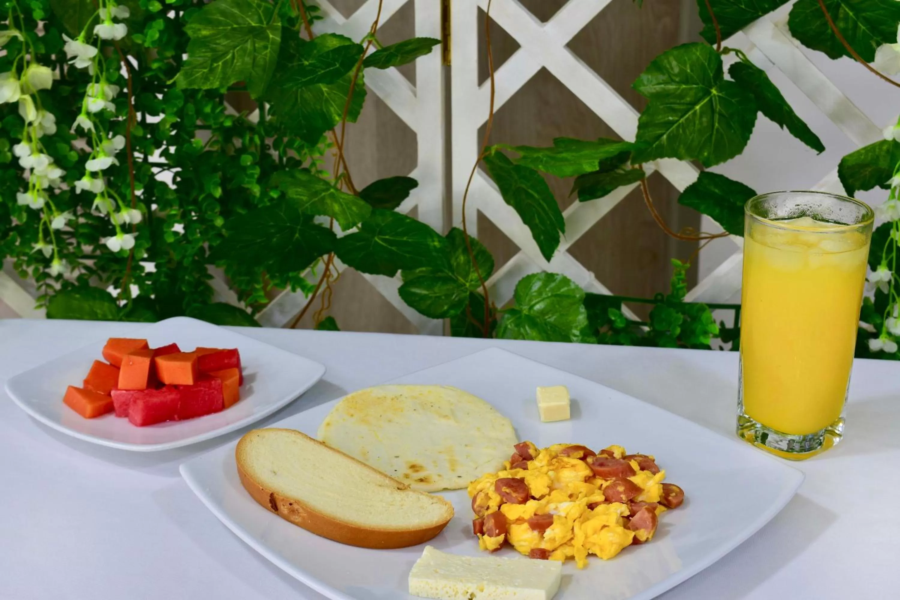 Breakfast, Food in Hotel Florida Sincelejo