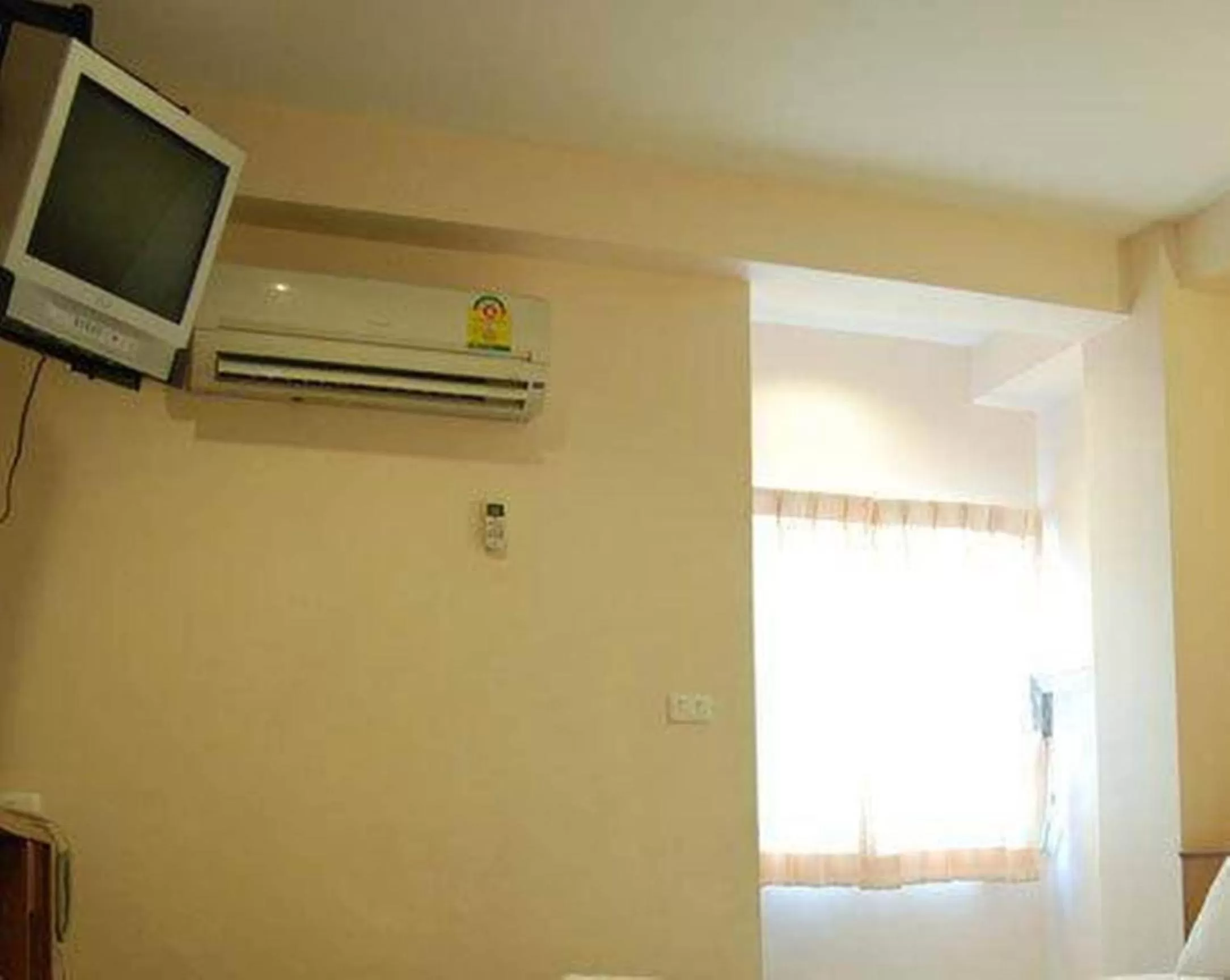 TV and multimedia in Rambuttri House