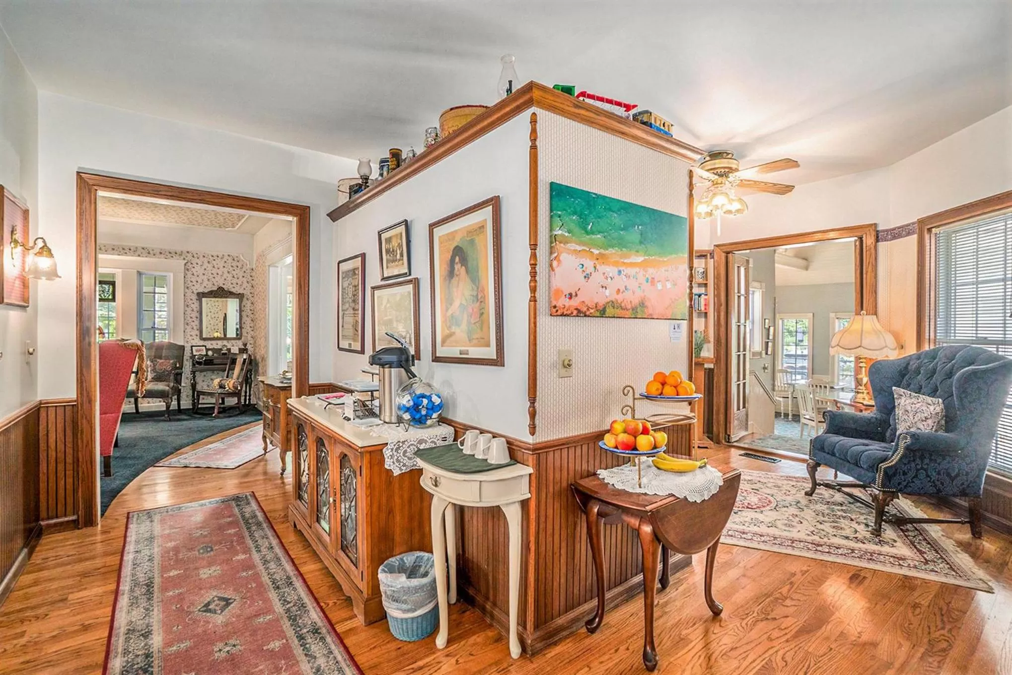 Seating area in Yelton Manor Bed and Breakfast