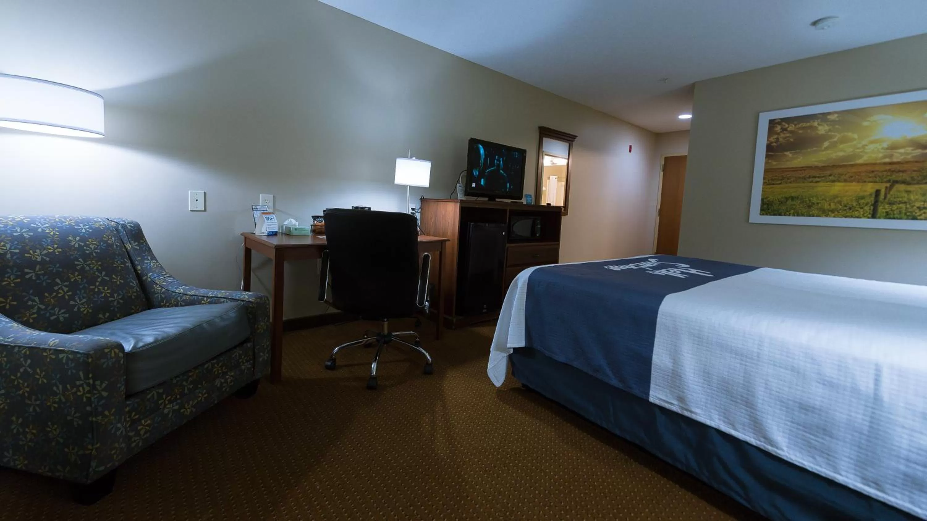 Bed in Days Inn by Wyndham Greensboro NC