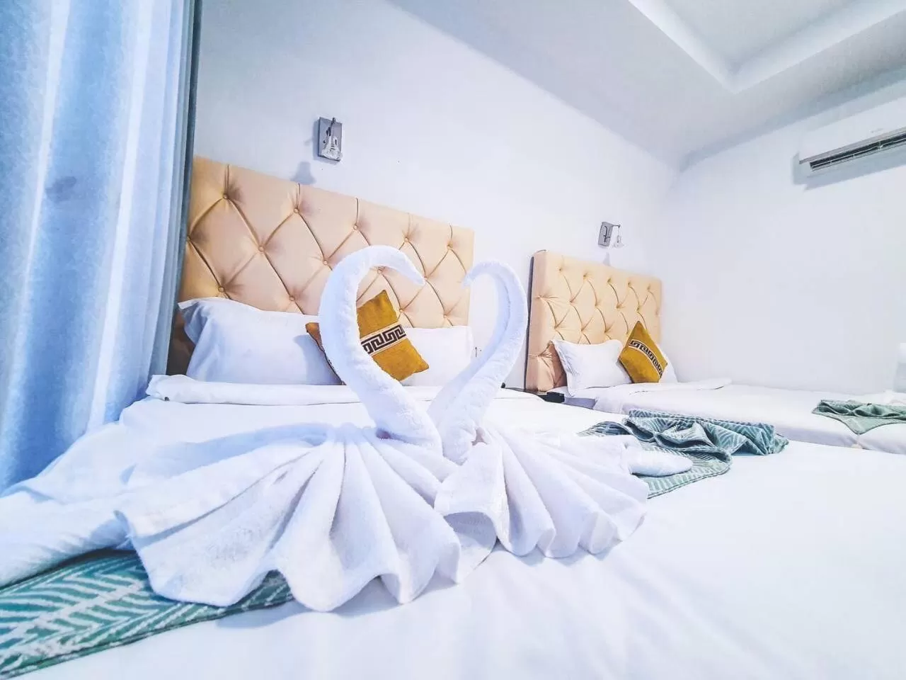 Property building, Bed in Jasmine River Front