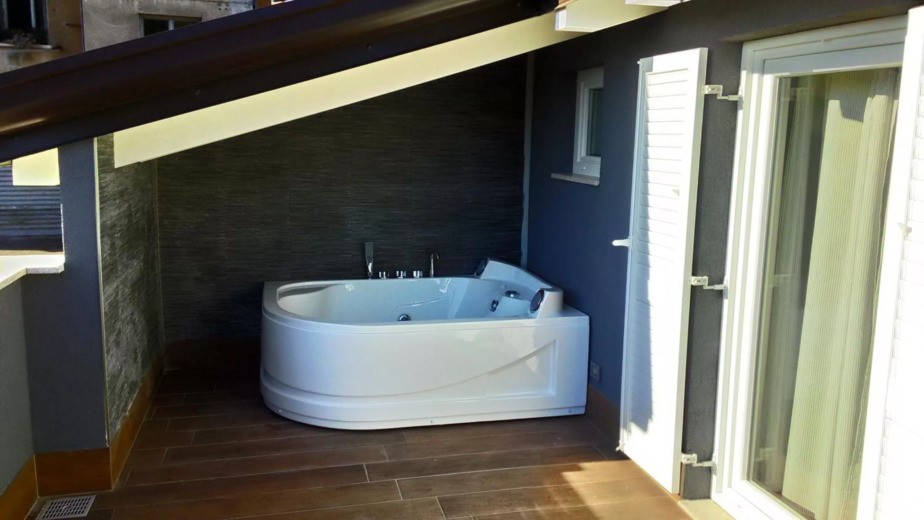 Bathroom in Rooms Maison 3 Magnoni