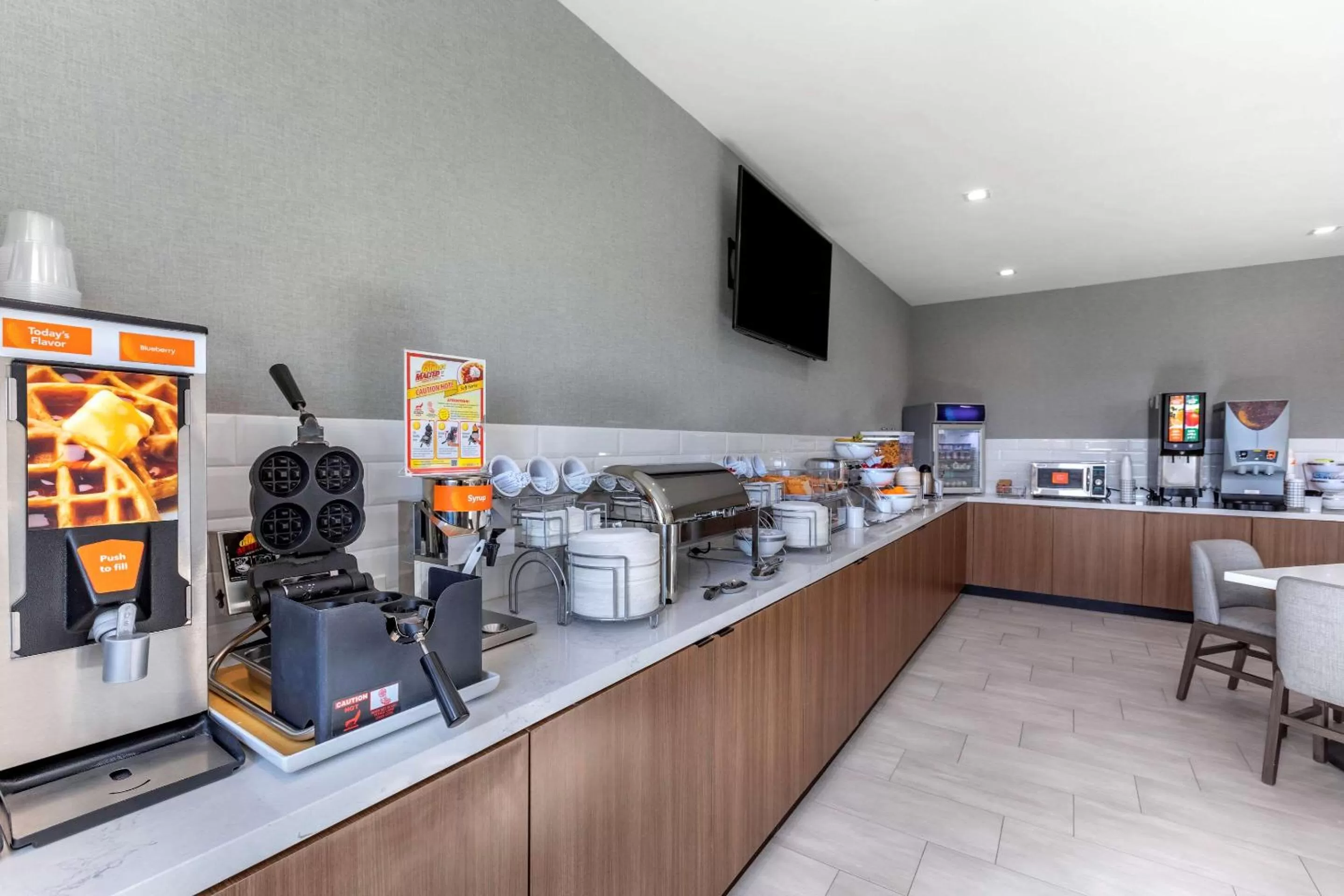 Restaurant/places to eat in Comfort Inn San Diego Old Town