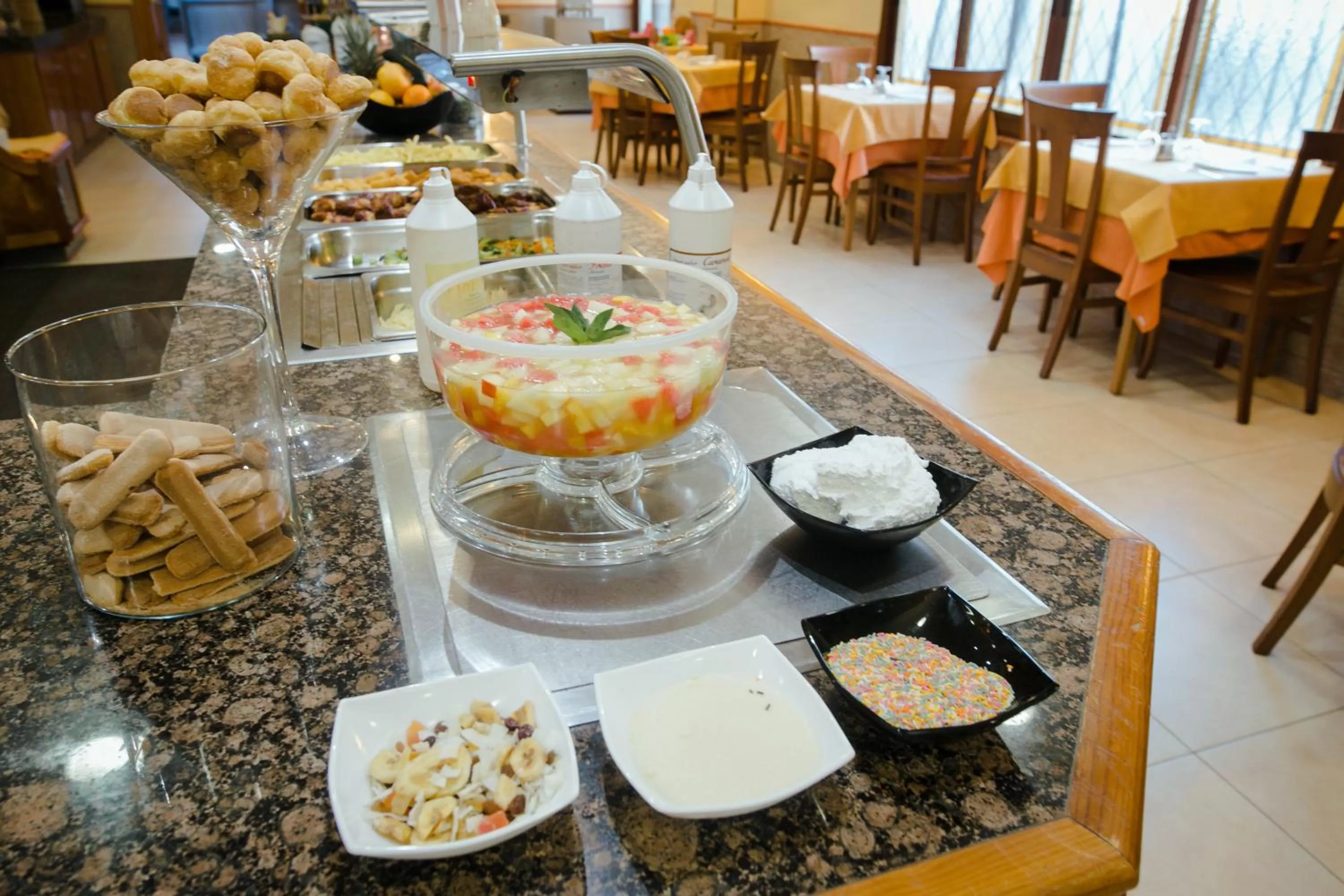 Buffet breakfast in Ona Las Rampas