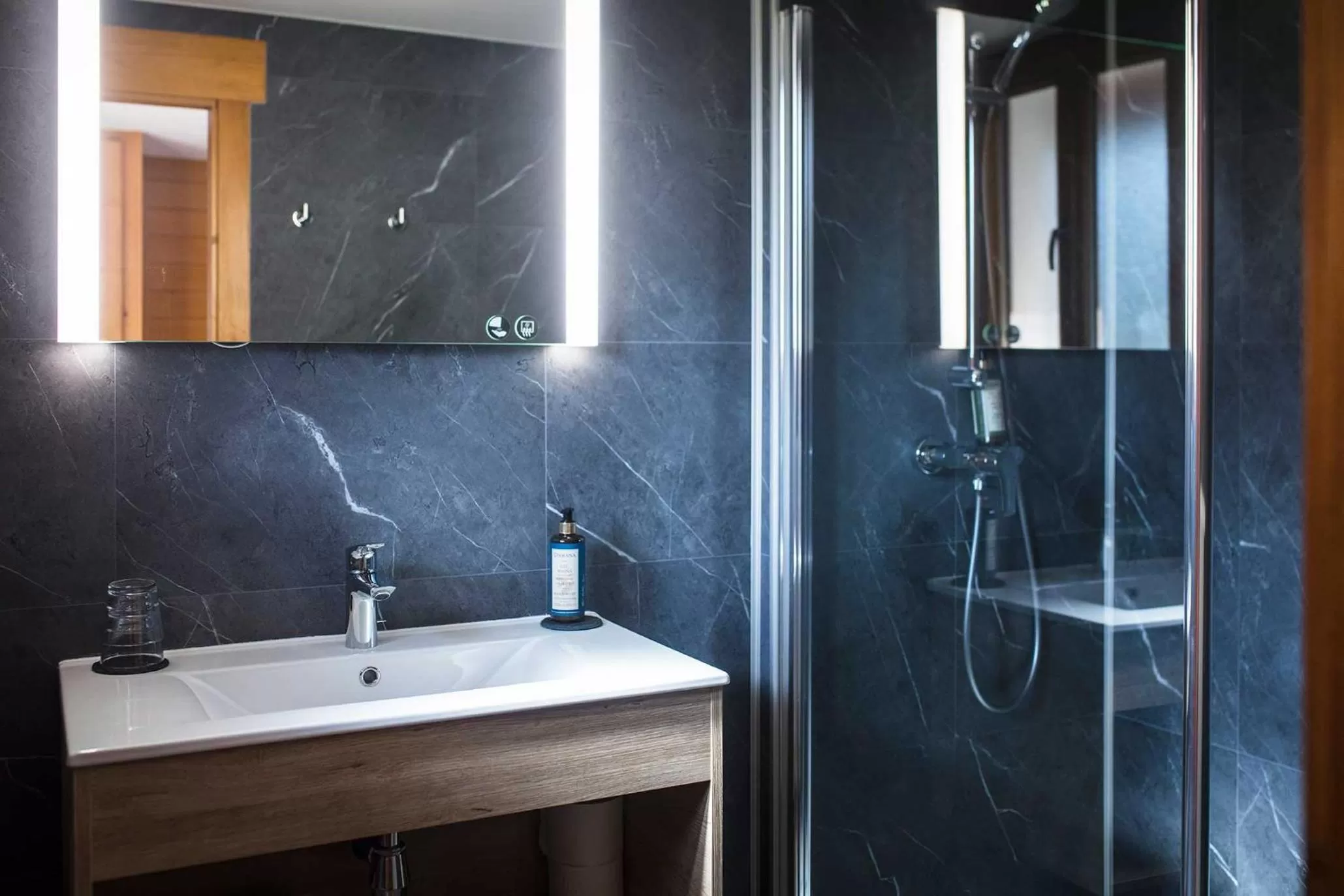 Shower in Hotel Christiania