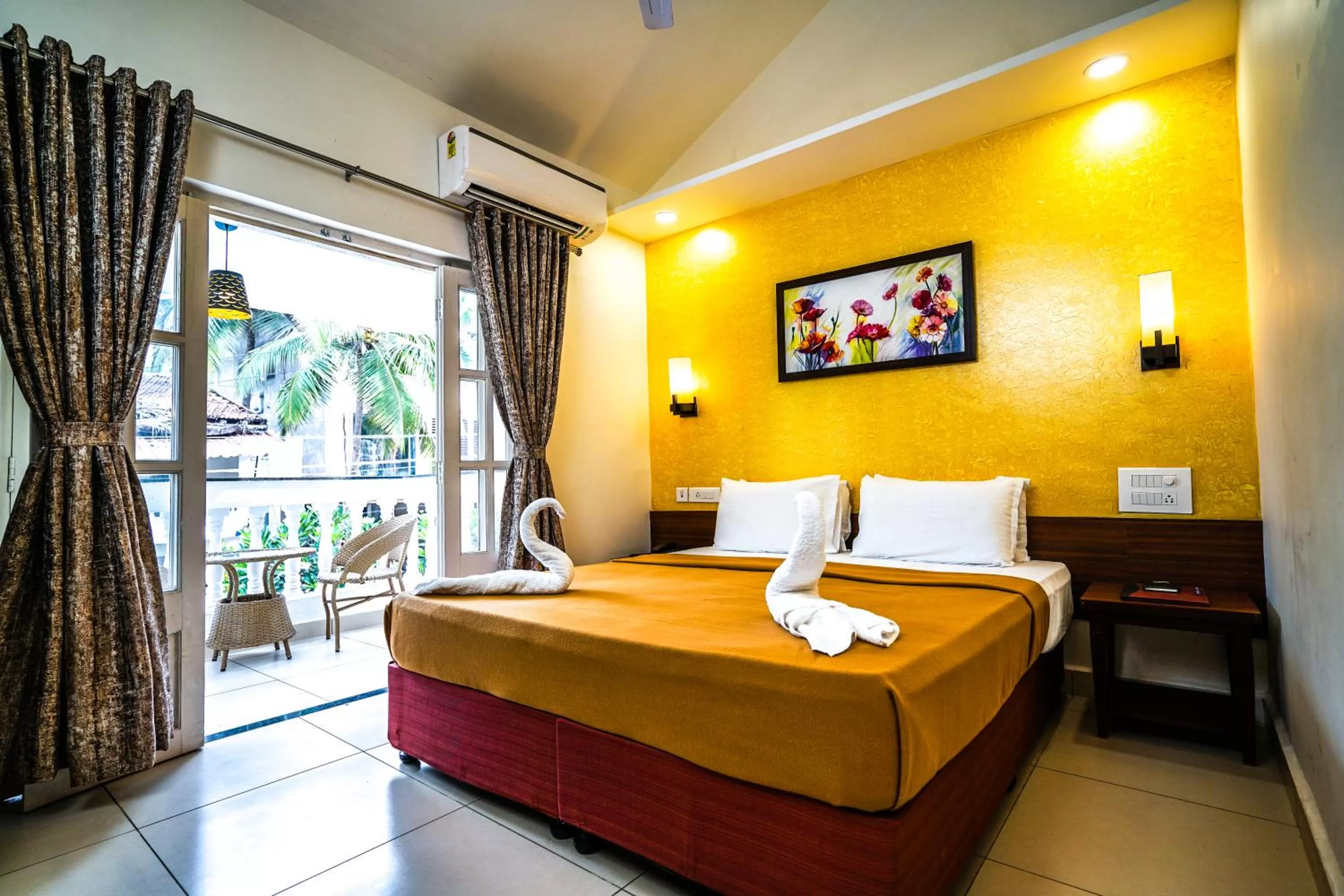 Bed in Grande Ave Maria Resort