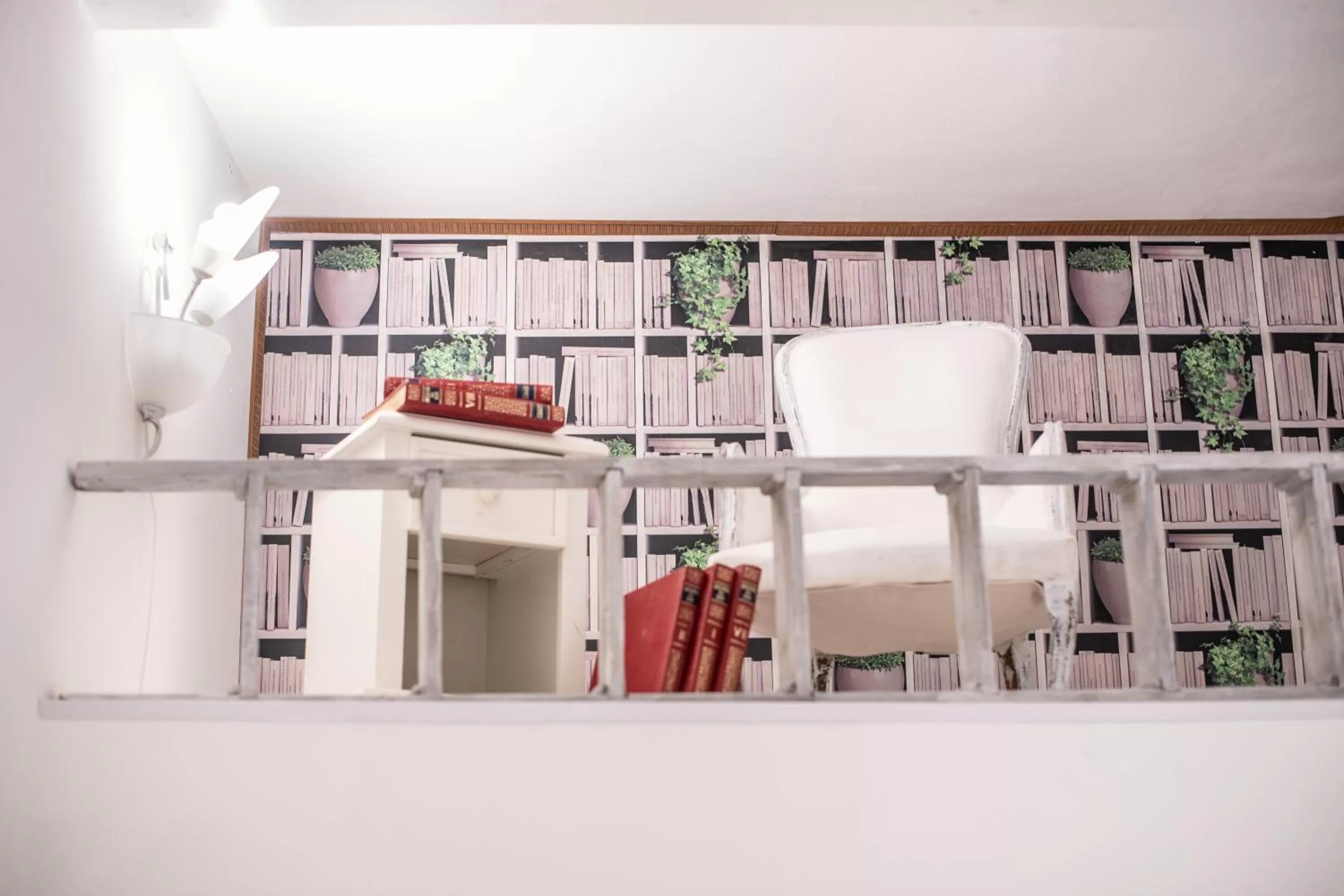 Decorative detail in B&B Toma Street