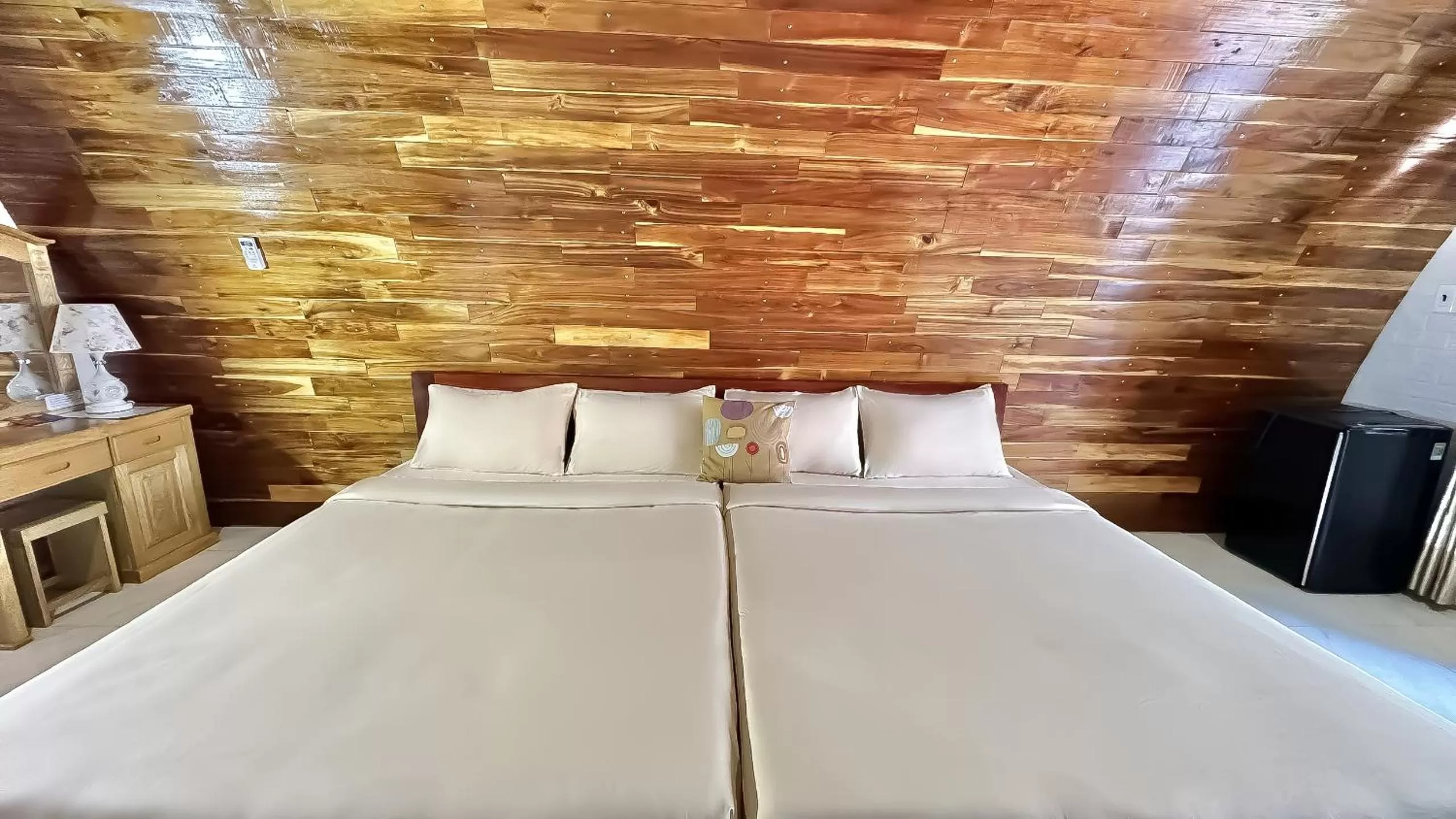 Bed in Hoa Loi resort, Song Cau-Phu Yen