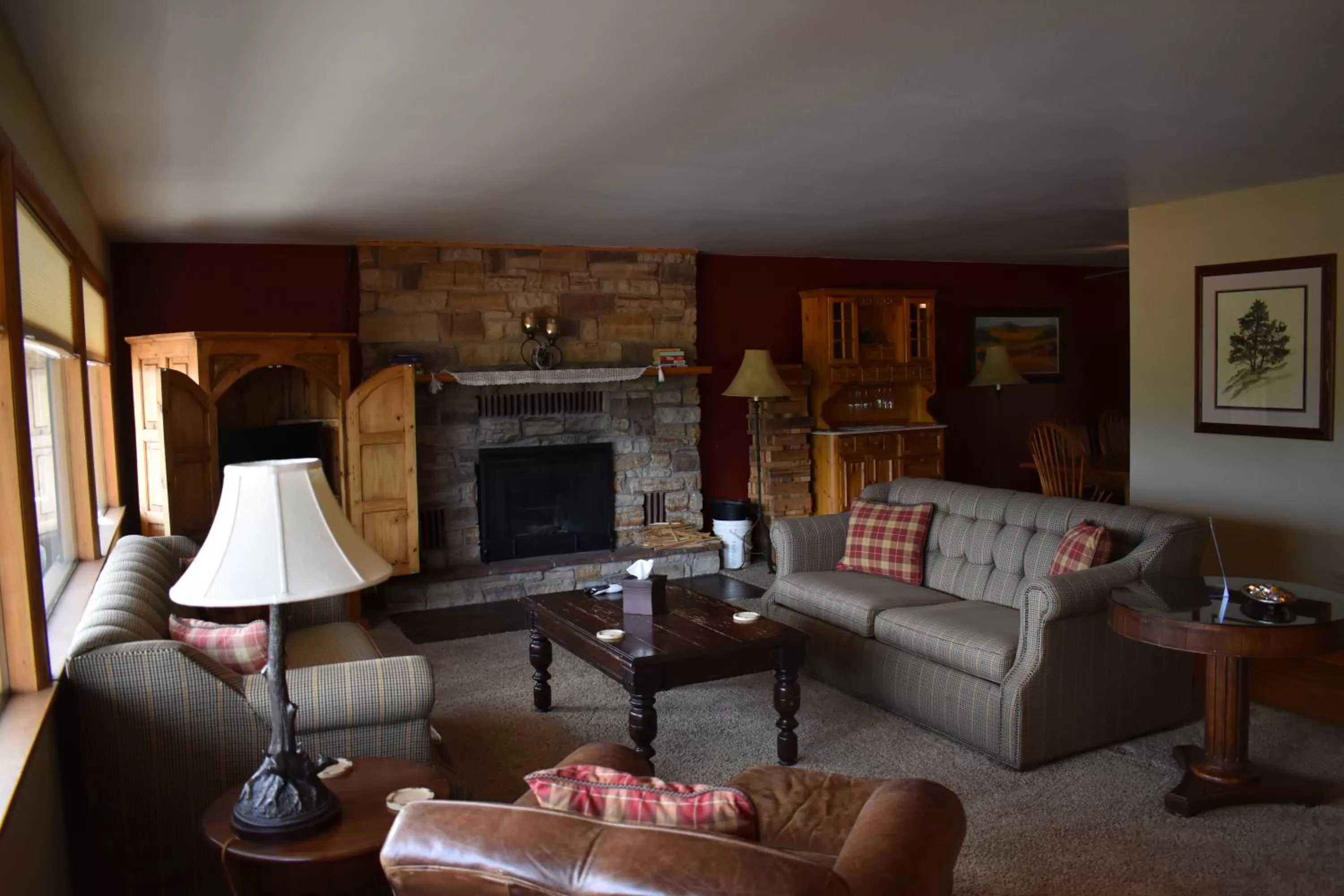 Living room in The Inn at Tomichi Village