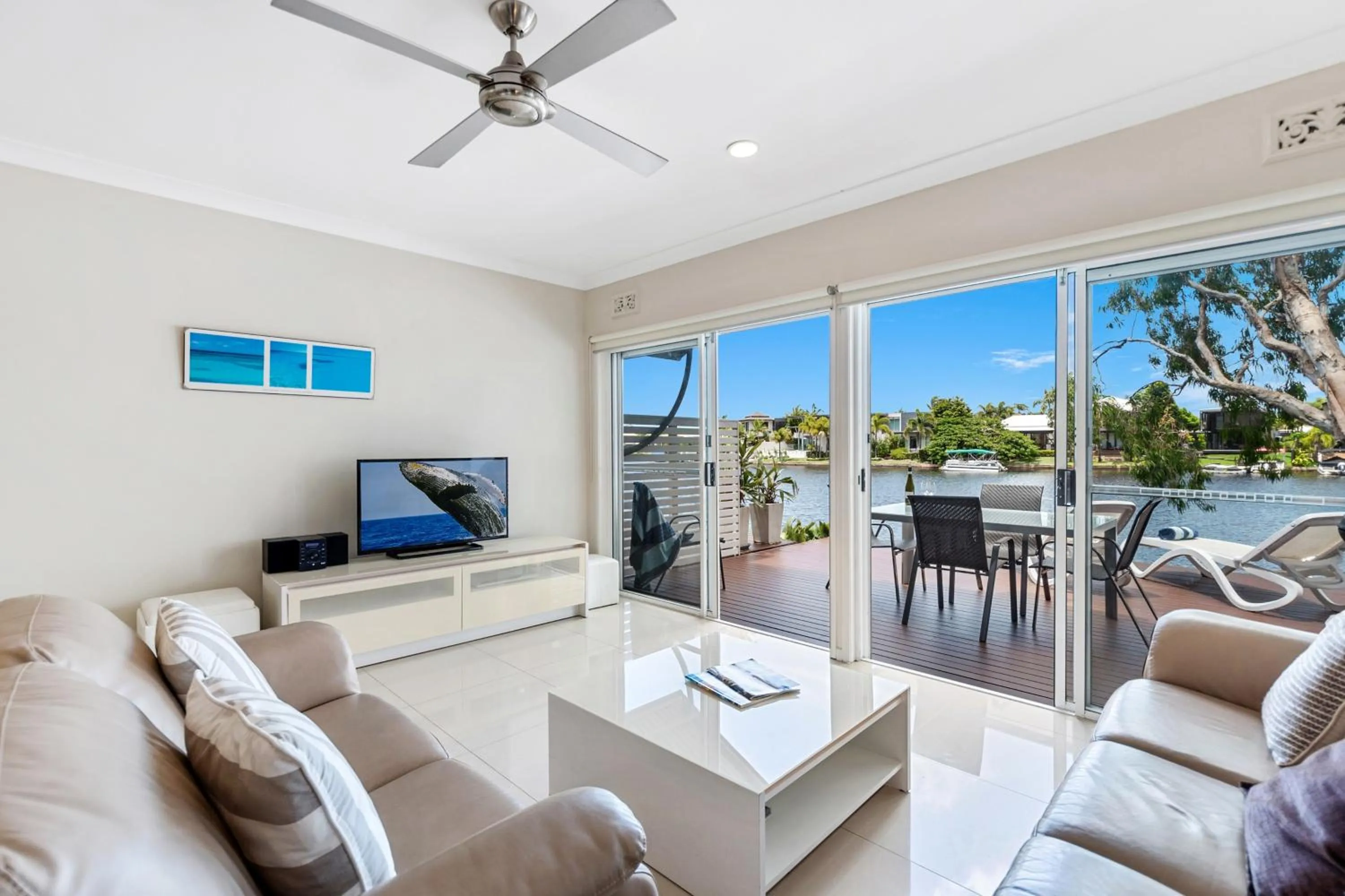 Noosa Entrance Waterfront Resort