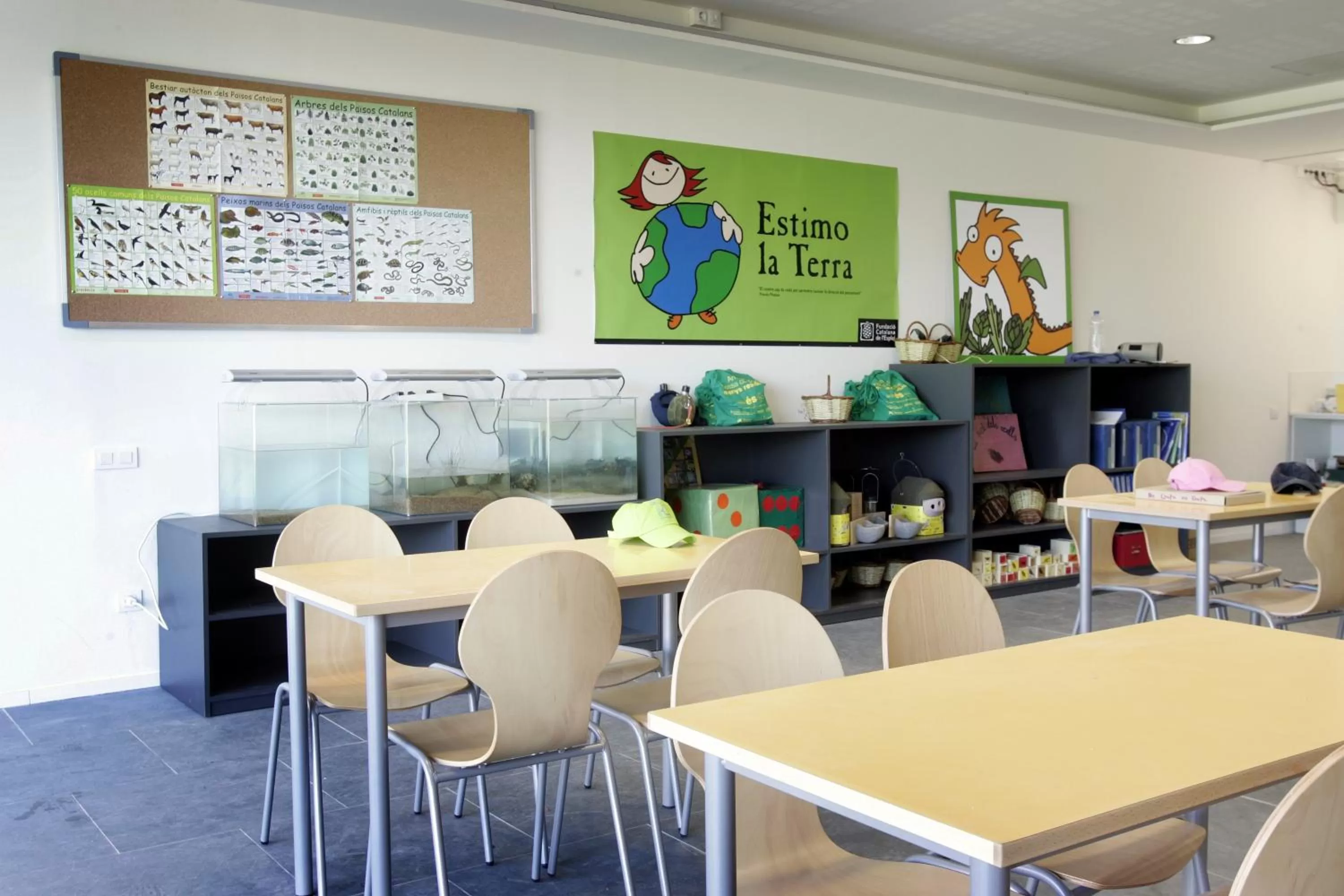 Other, Restaurant/Places to Eat in Centre Esplai Albergue