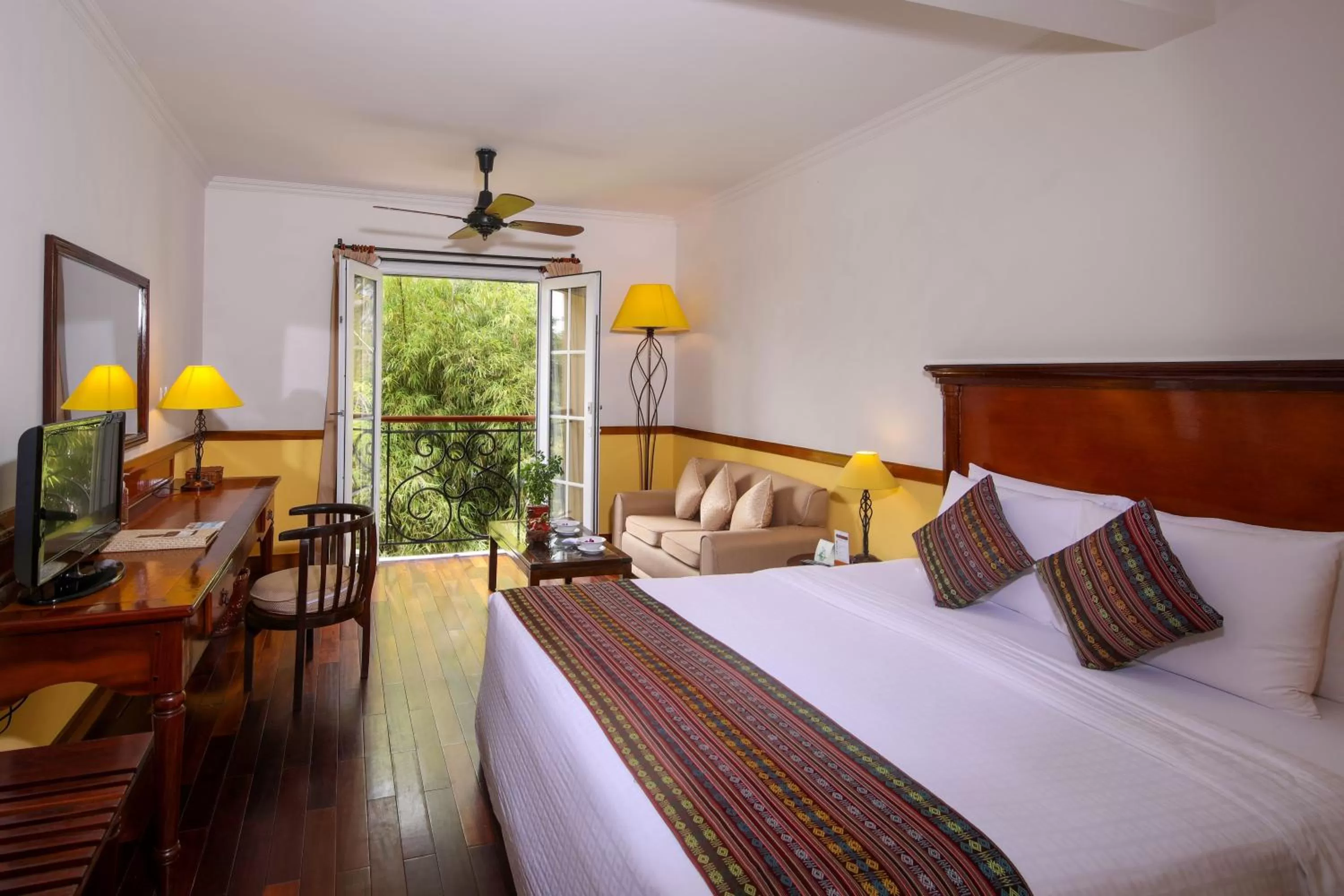 Bedroom, Bed in Victoria Can Tho Resort