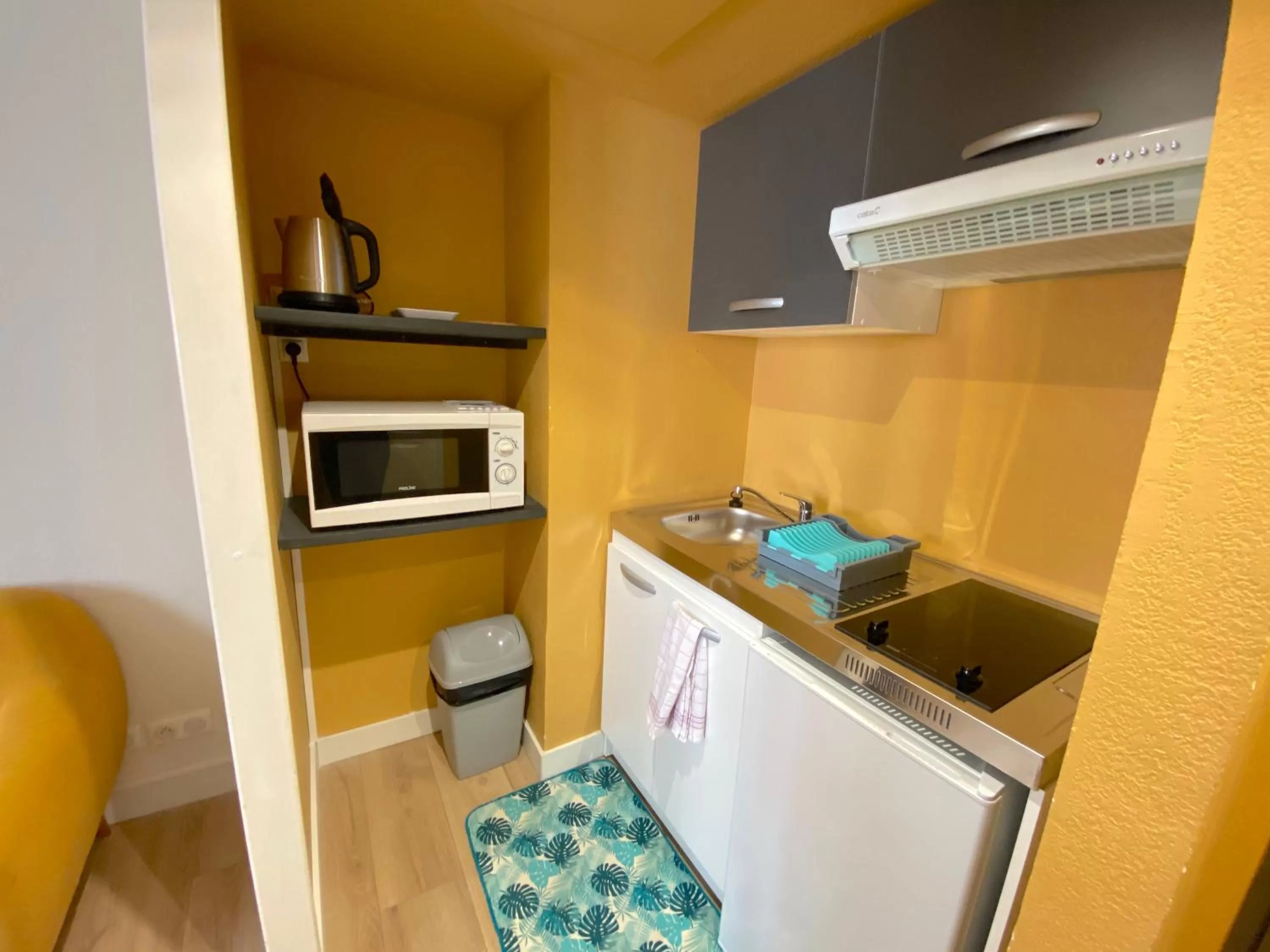 Studio 2 People in Hôtel & Appart-hôtel Olatua