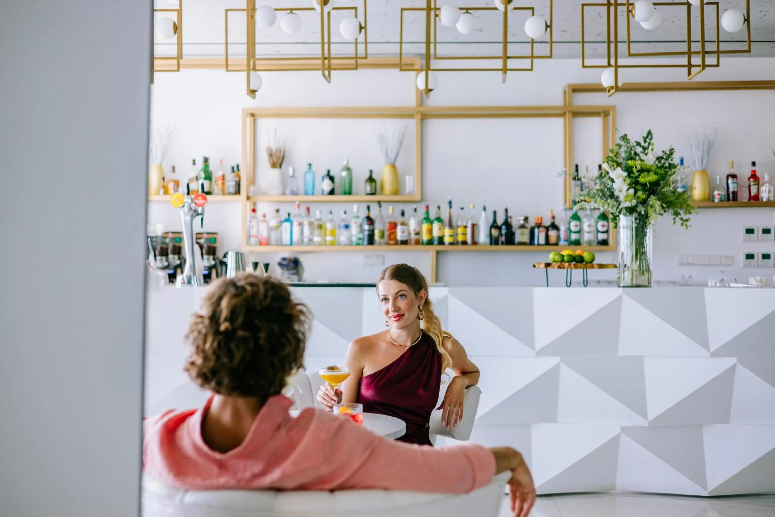 Lounge or bar in Ivi Mare - Designed for Adults by Louis Hotels