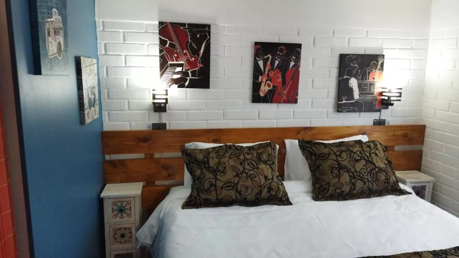 Photo of the whole room, Bed in Casa Roble Añejo Bed & Breakfast