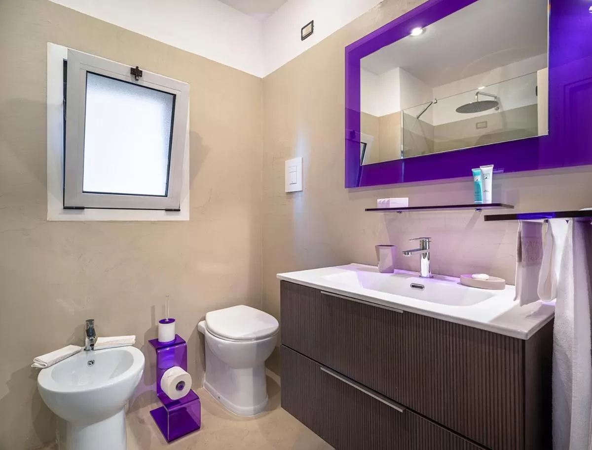 Shower in Rosabianca Boutique Hotel