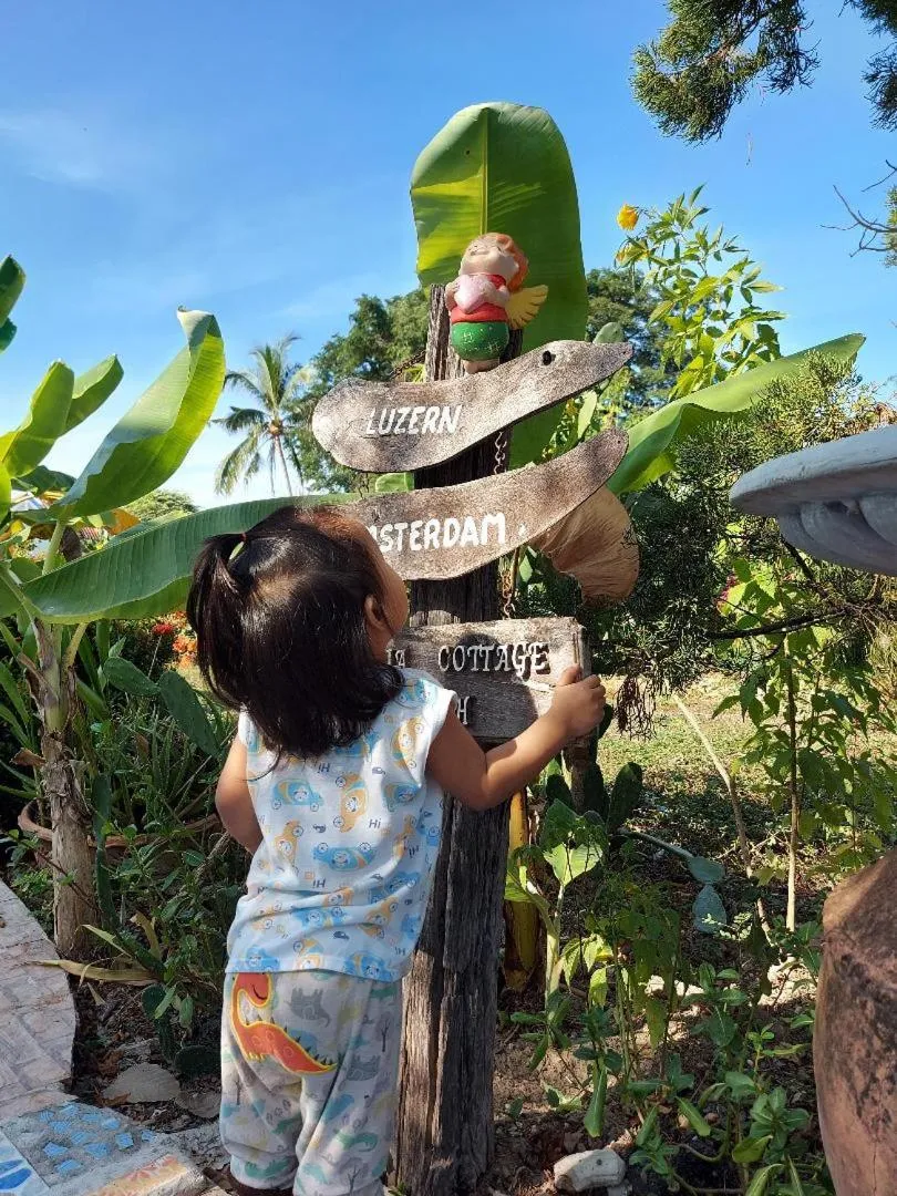 Scenic Riverside Resort