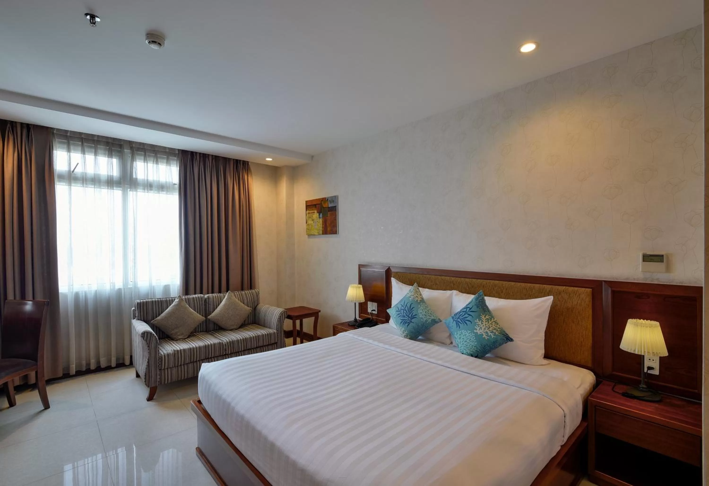 Photo of the whole room, Bed in Aquari Hotel