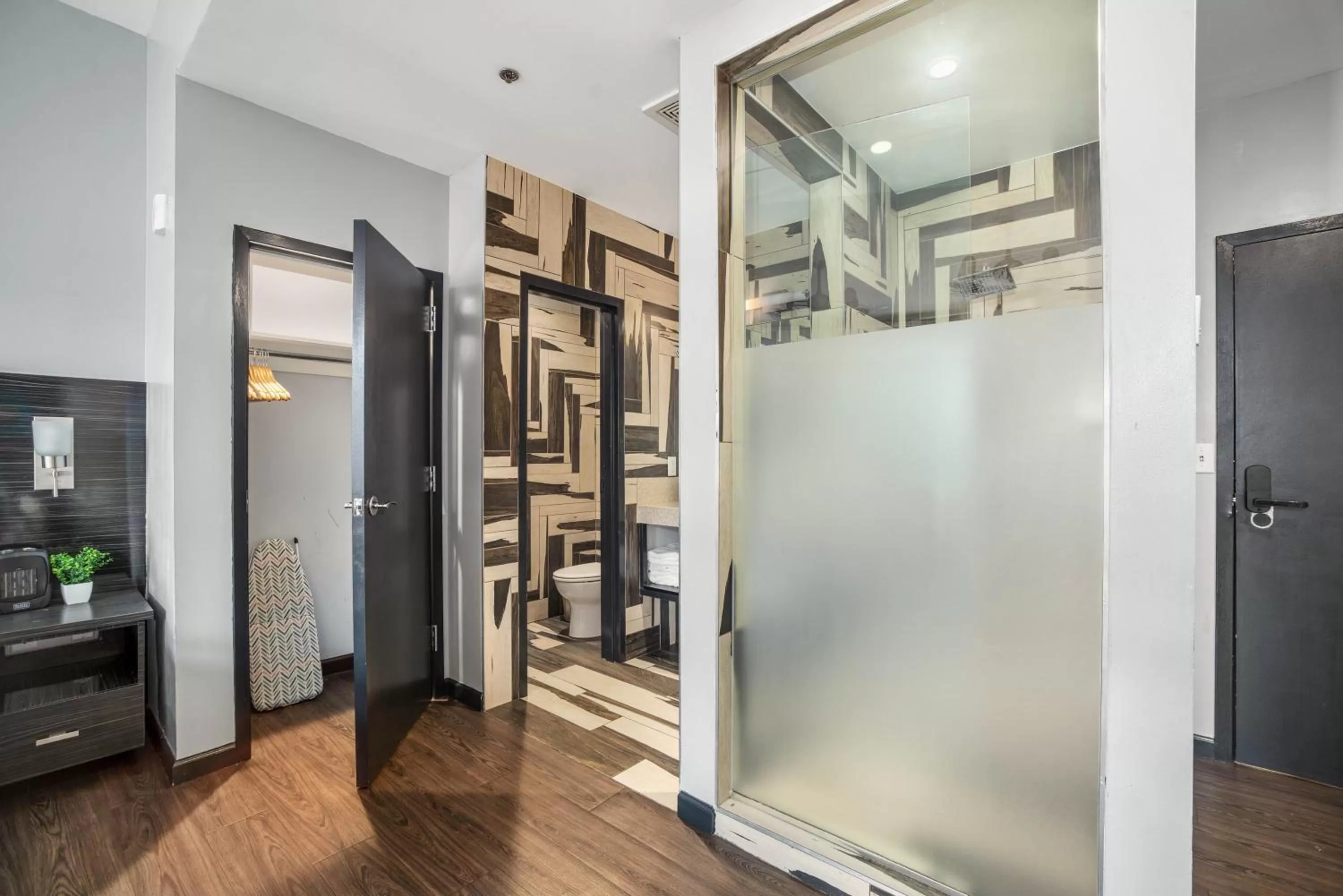 Photo of the whole room in Good Hotels Downtown Denver