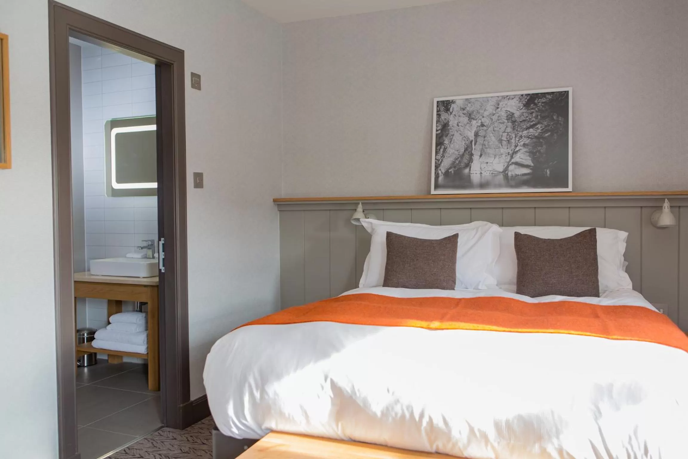 Superior Double Room in Bosville Hotel