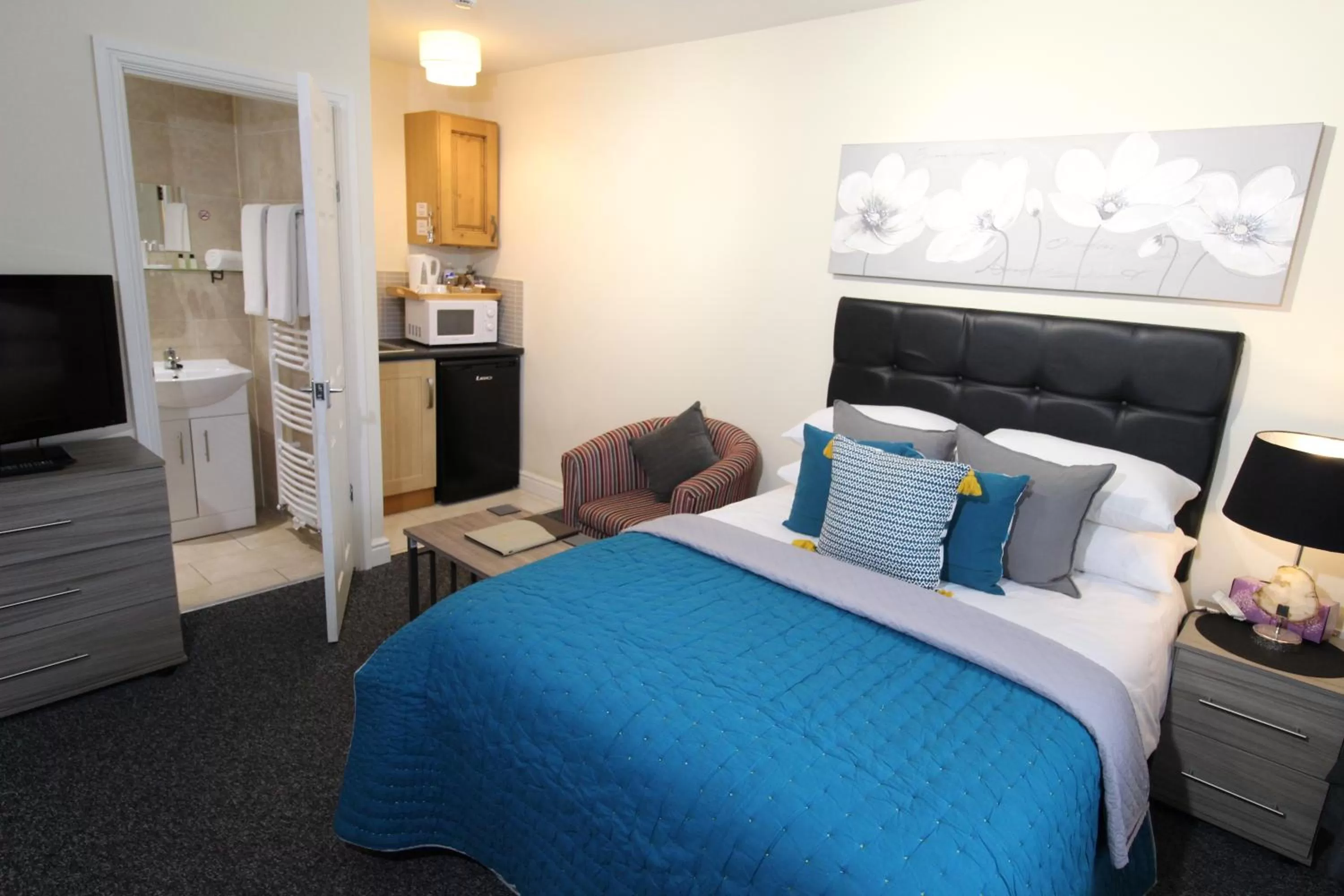 Bed in Holcombe House