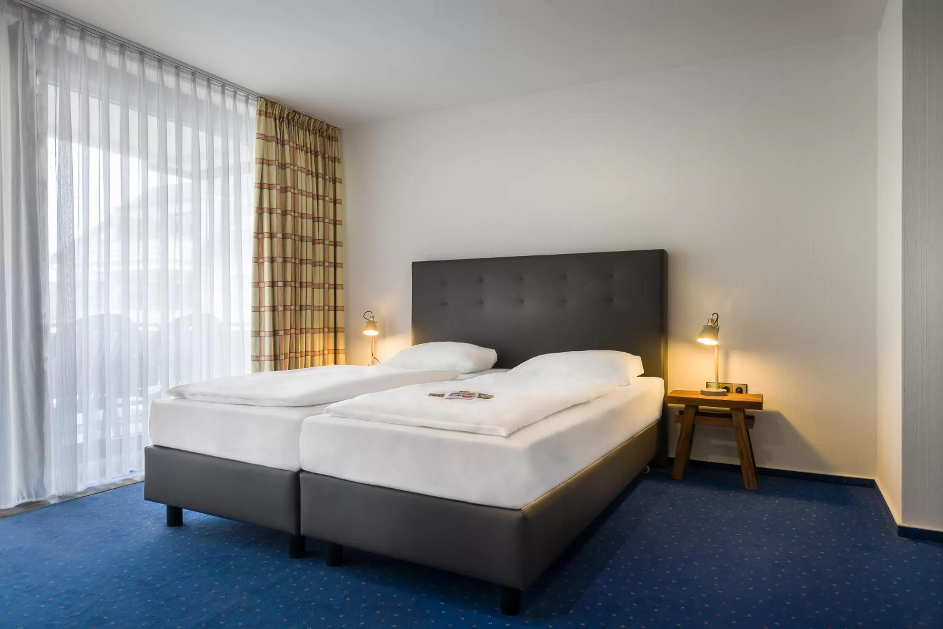 Bed in Hotel Strohgäu