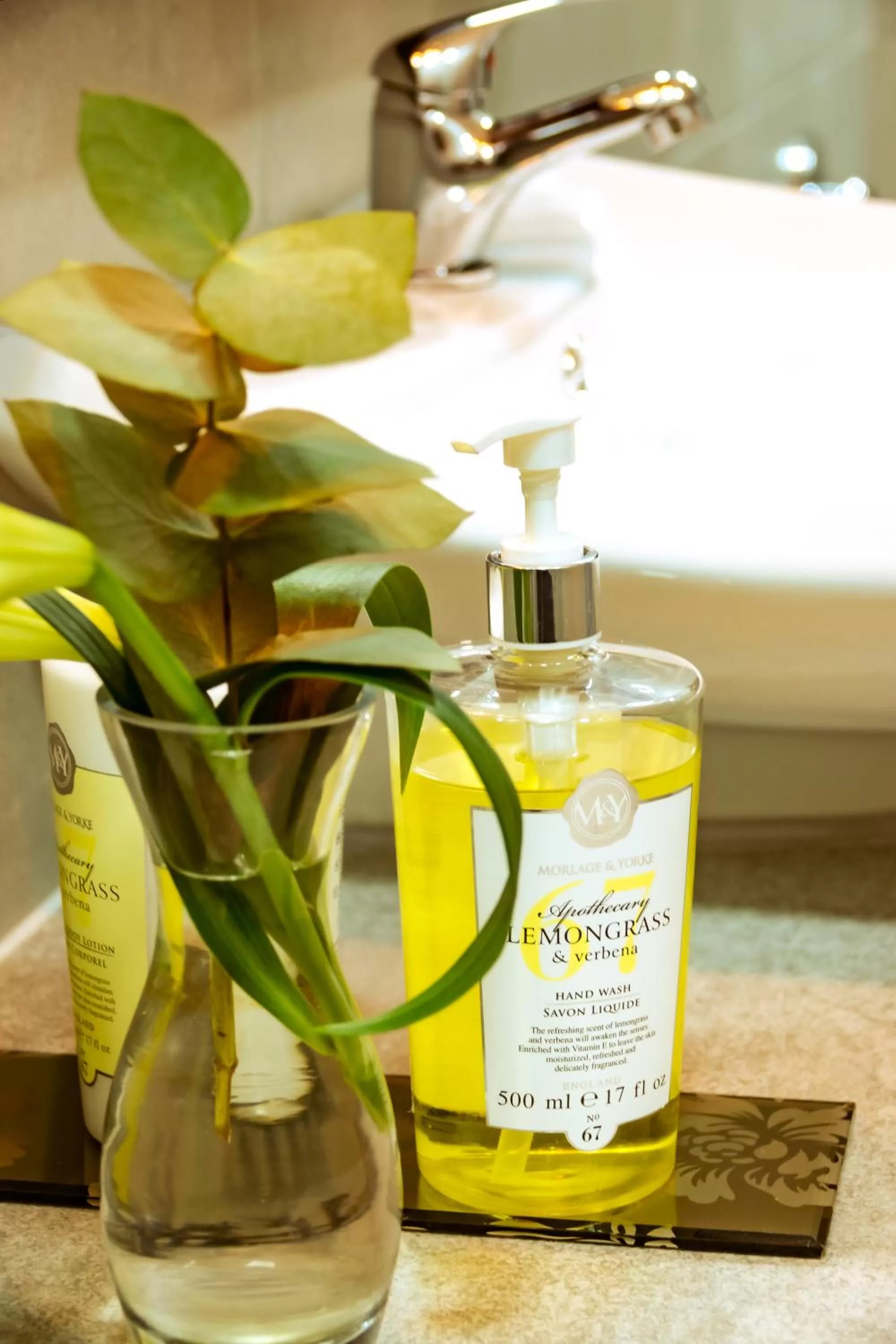 Spa and wellness centre/facilities in Spacube Luxury Suites and Spa