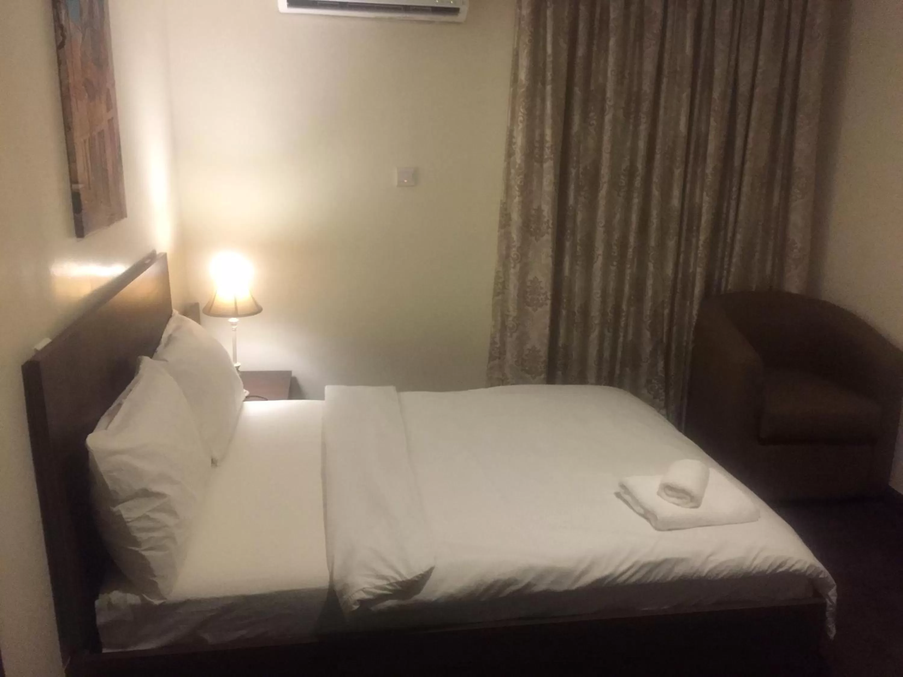 Bedroom, Bed in Sinclair Guest House